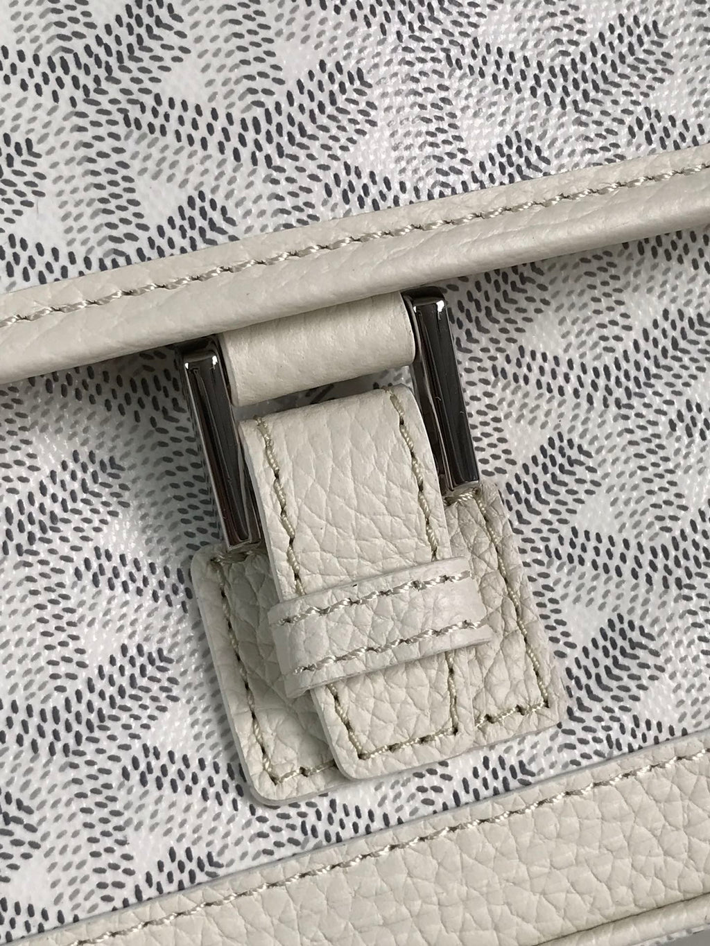 GOYARD GRAND BLEU 16 IN WHITE GOYARDINE CANVAS AND LAMBSKIN