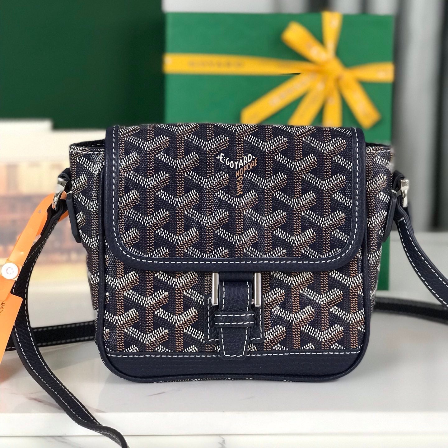 GOYARD GRAND BLEU 16 IN NAVY BLUE GOYARDINE CANVAS AND LAMBSKIN