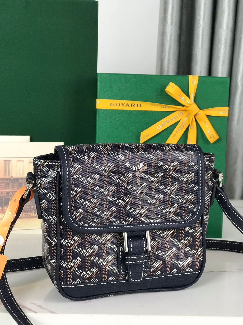 GOYARD GRAND BLEU 16 IN NAVY BLUE GOYARDINE CANVAS AND LAMBSKIN