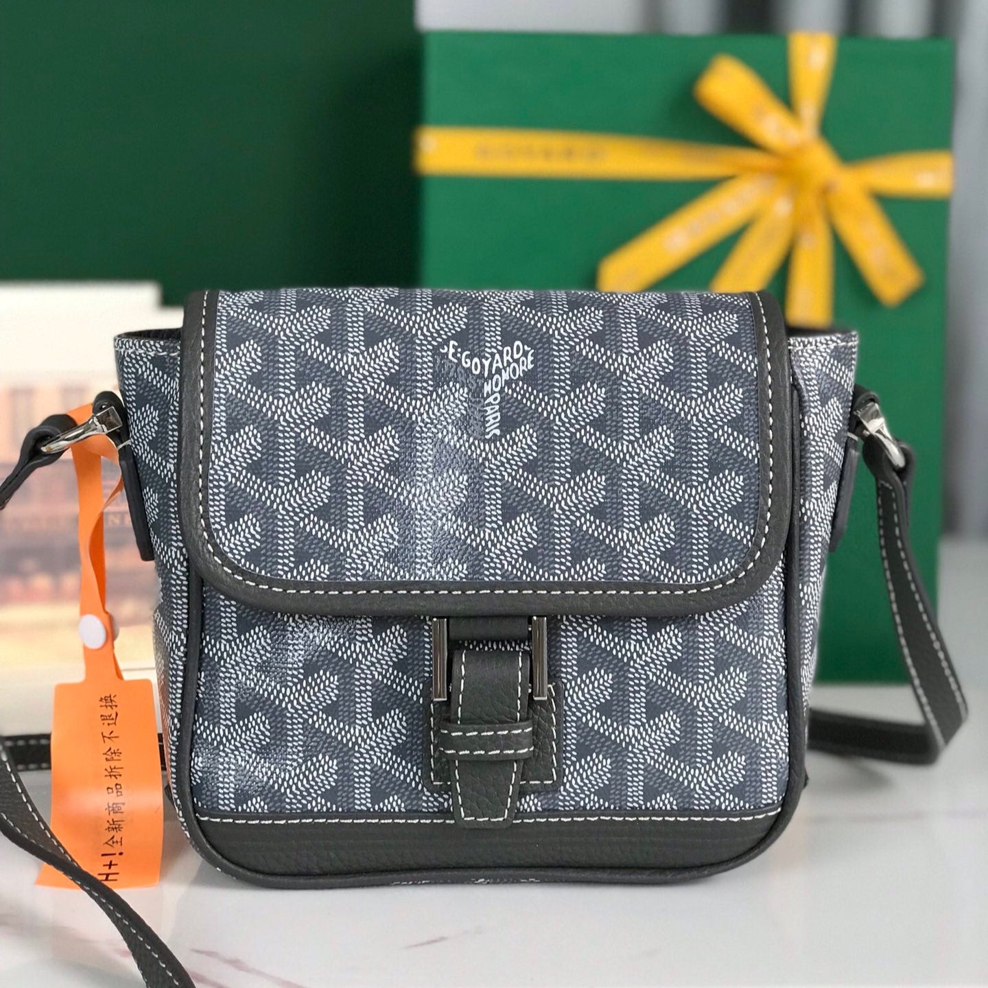 GOYARD GRAND BLEU 16 IN GRAY GOYARDINE CANVAS AND LAMBSKIN