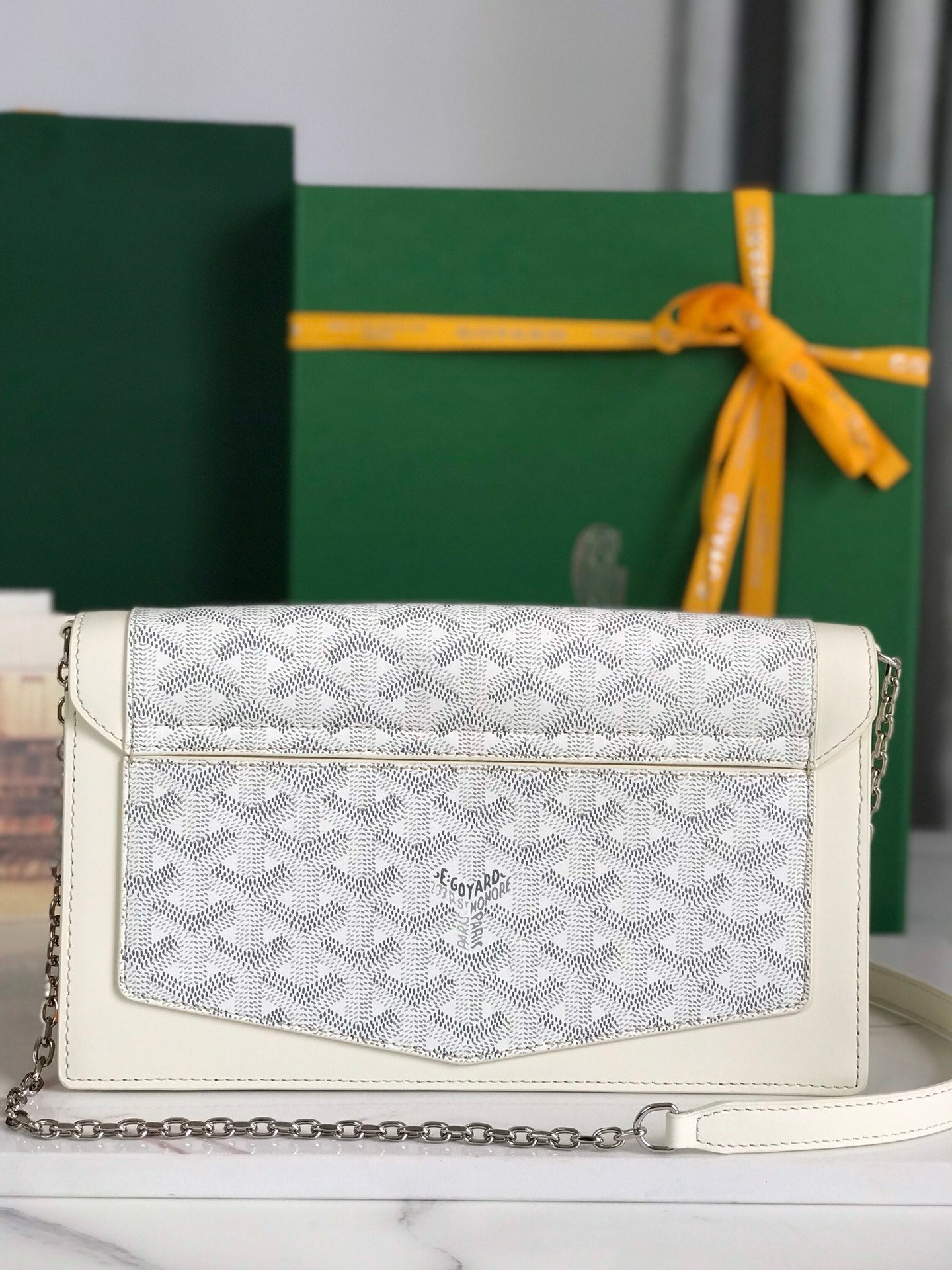 GOYARD DUCHESSE MARIE-CAROLINE BAG 25 IN WHITE GOYARDINE CANVAS AND SMOOTH CALFSKIN