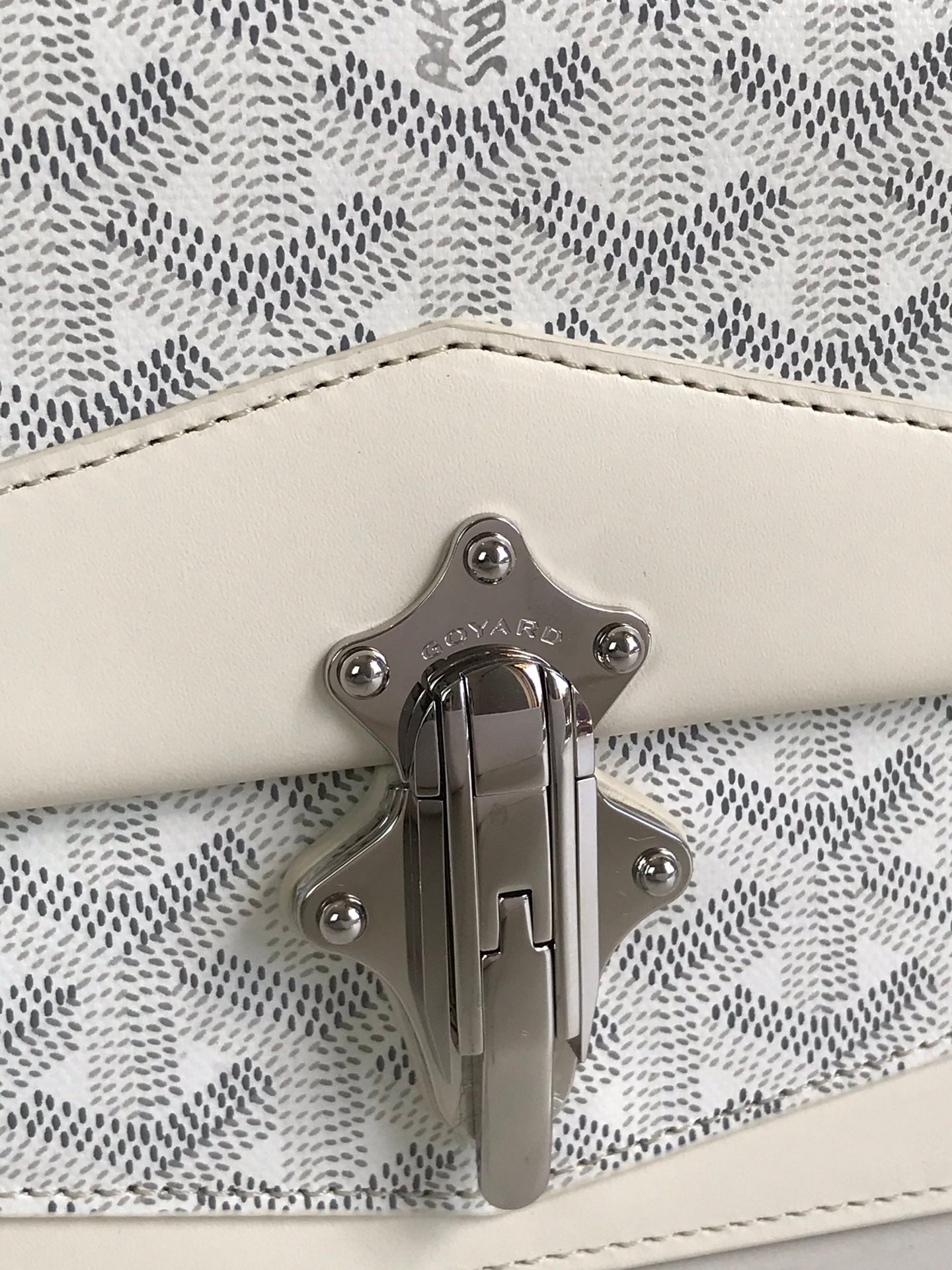 GOYARD DUCHESSE MARIE-CAROLINE BAG 25 IN WHITE GOYARDINE CANVAS AND SMOOTH CALFSKIN