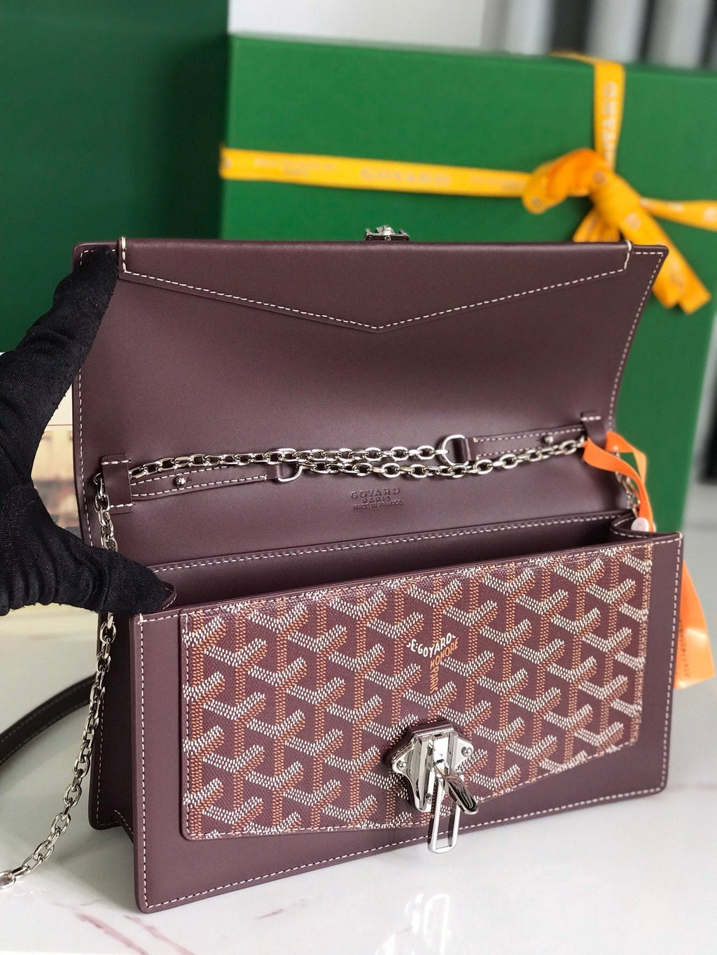GOYARD DUCHESSE MARIE-CAROLINE BAG 25 IN WINE RED GOYARDINE CANVAS AND SMOOTH CALFSKIN