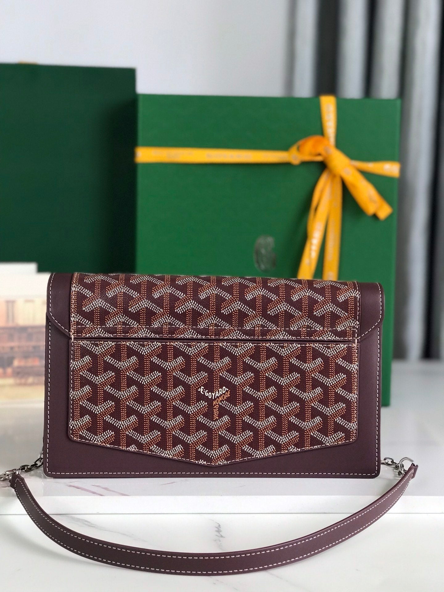 GOYARD DUCHESSE MARIE-CAROLINE BAG 25 IN WINE RED GOYARDINE CANVAS AND SMOOTH CALFSKIN