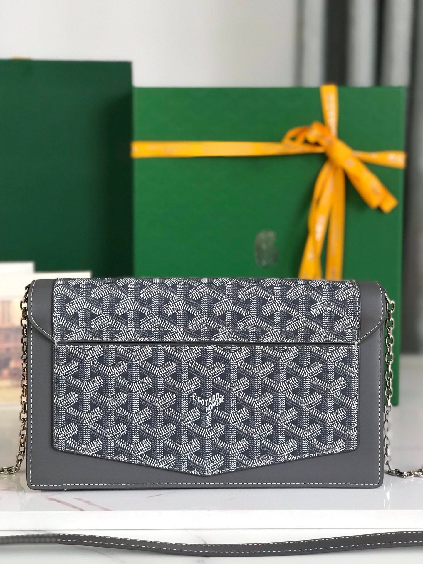 GOYARD DUCHESSE MARIE-CAROLINE BAG 25 IN GRAY GOYARDINE CANVAS AND SMOOTH CALFSKIN