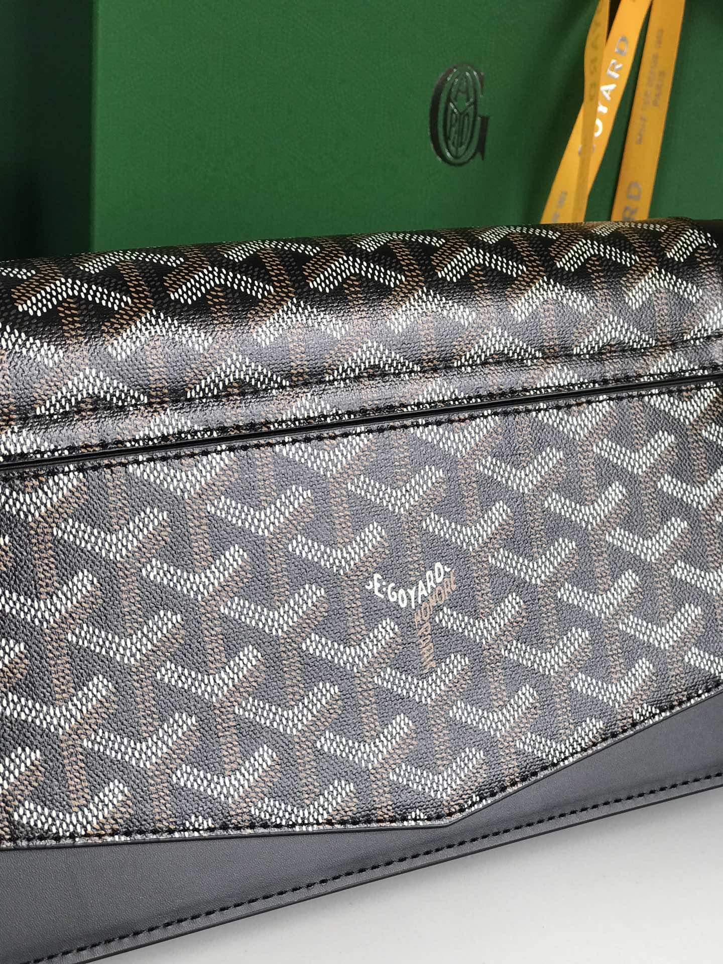 GOYARD DUCHESSE MARIE-CAROLINE BAG 25 IN BLACK GOYARDINE CANVAS AND SMOOTH CALFSKIN