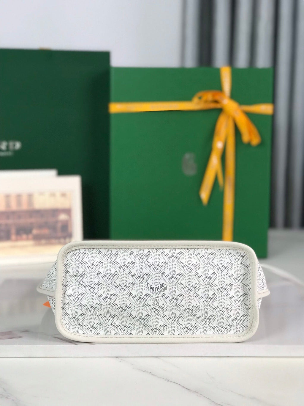 GOYARD ANJOU MINI BAG 20 IN WHITE CALFSKIN AND GOYARDINE CANVAS