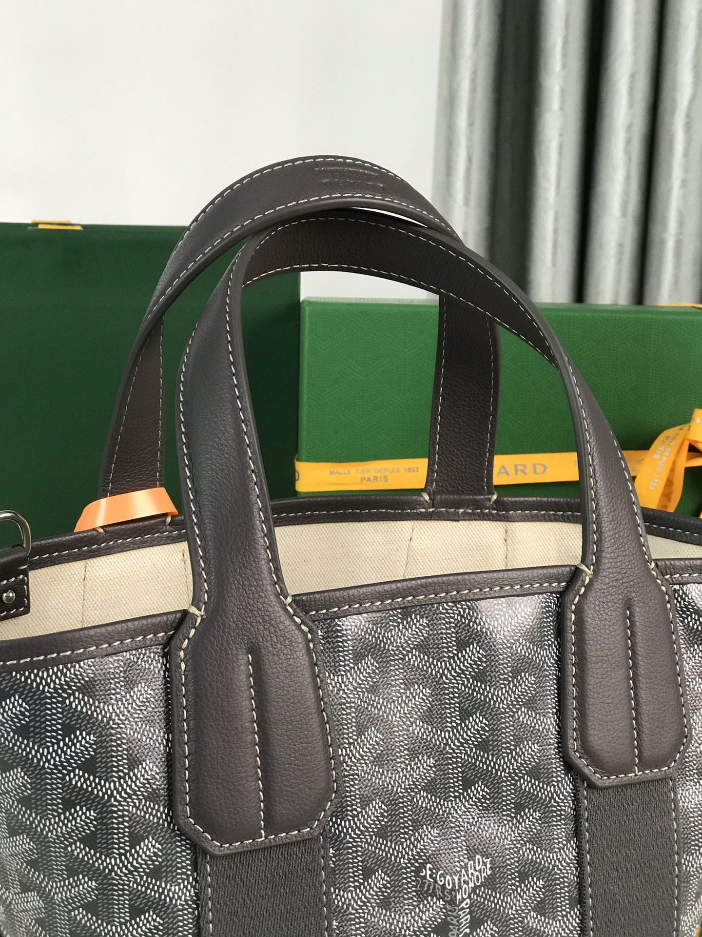 GOYARD SMALL BELHARRA 24 IN GRAY GOYARDINE CANVAS AND LAMBSKIN
