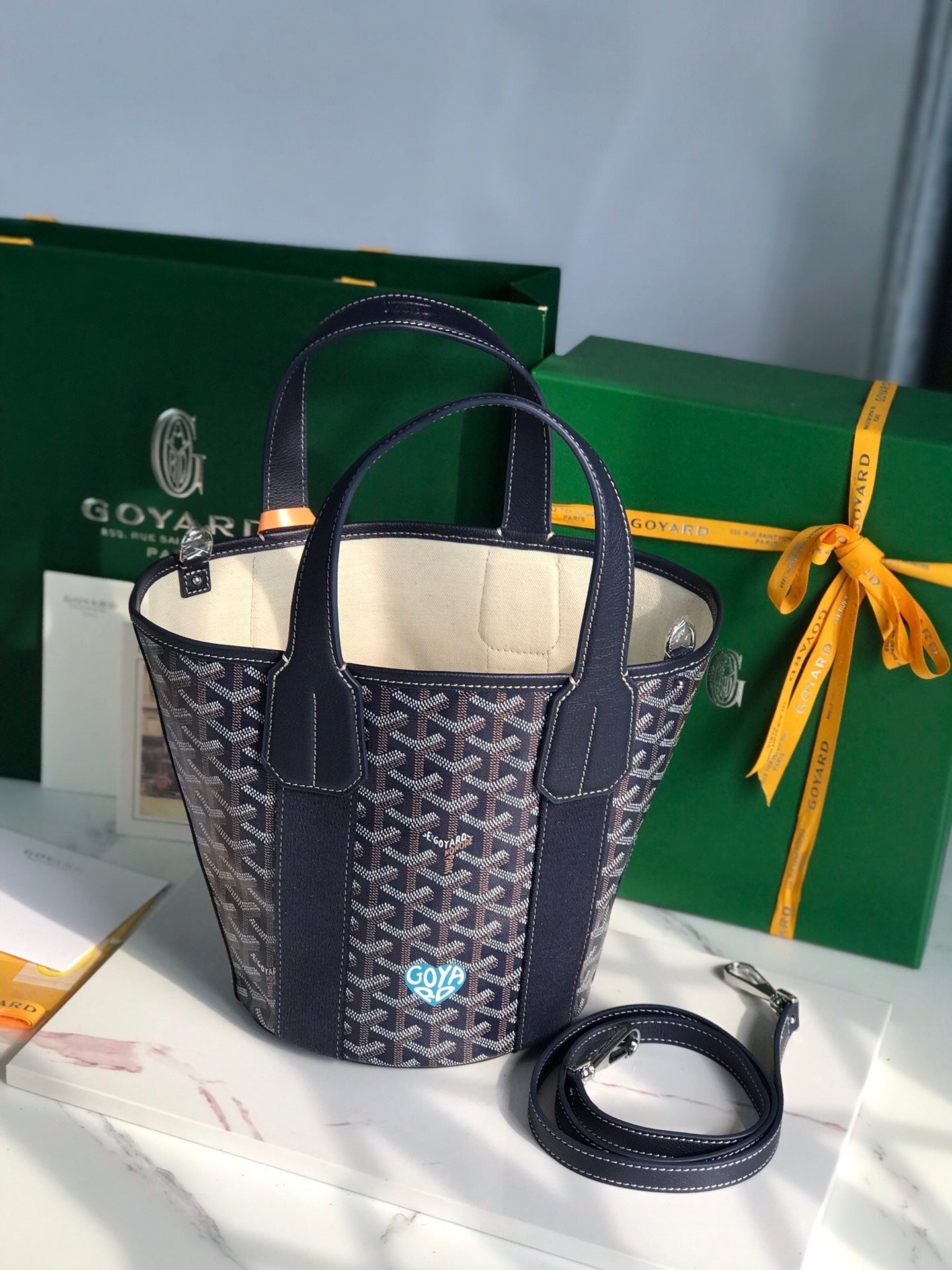 GOYARD SMALL BELHARRA 24 IN NAVY BLUE GOYARDINE CANVAS AND LAMBSKIN