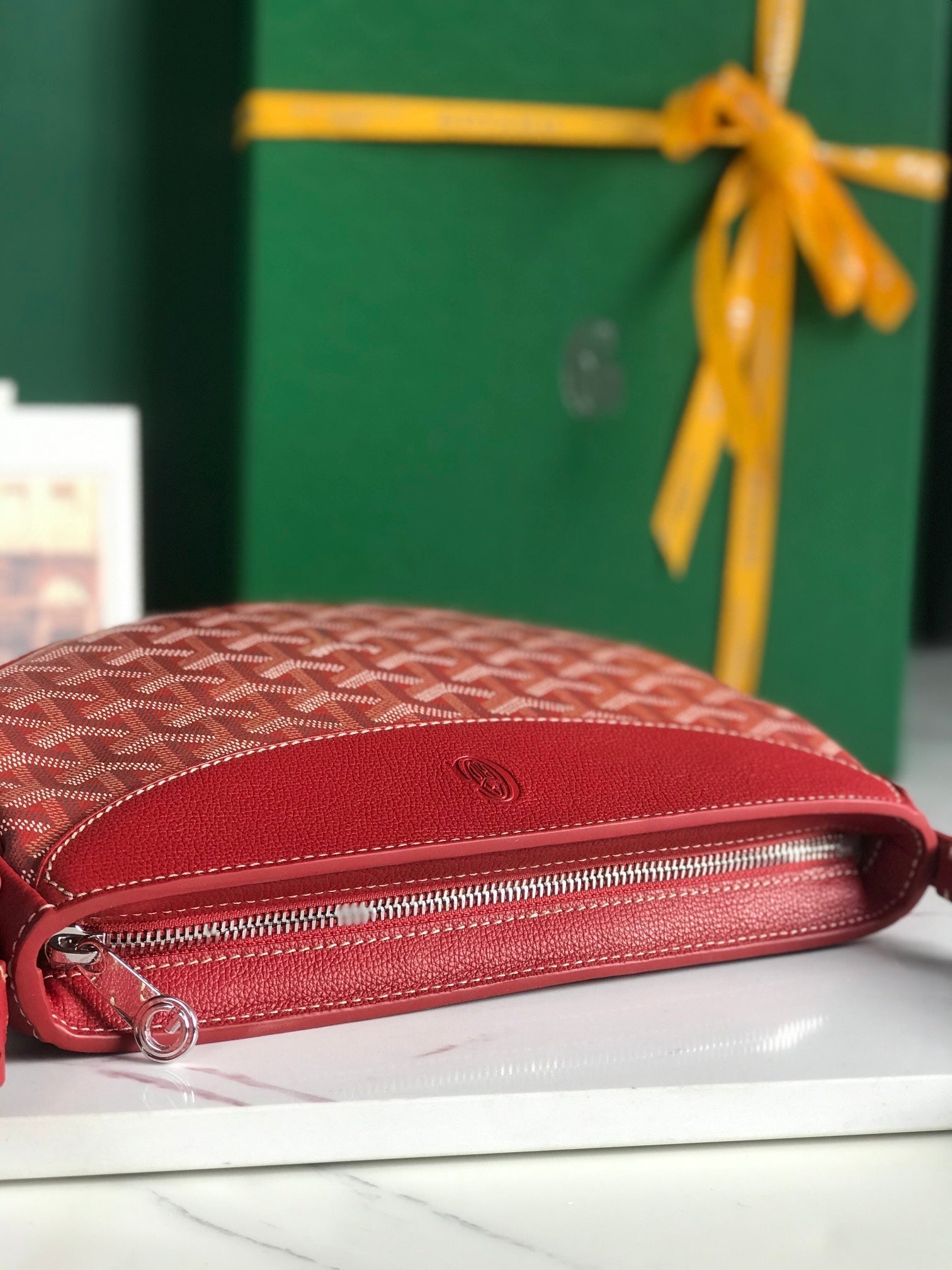GOYARD HIRONDELLE BAG 25 IN CLASSIC RED LAMBSKIN AND GOYARDINE CANVAS