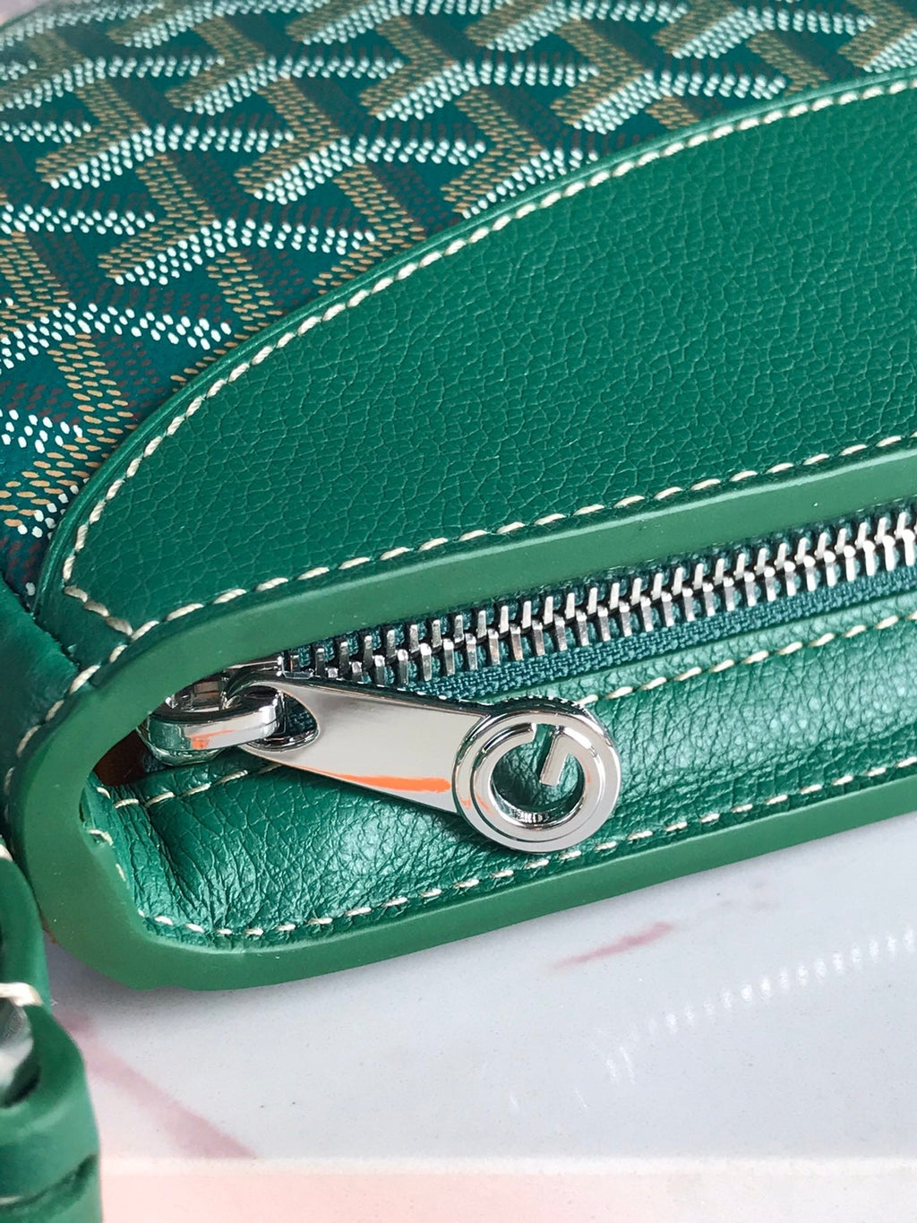 GOYARD HIRONDELLE BAG 25 IN GREEN LAMBSKIN AND GOYARDINE CANVAS
