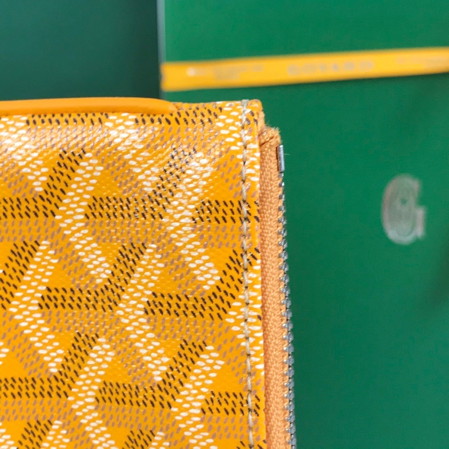GOYARD SÉNAT MGM POUCH 40 IN YELLOW GOYARDINE CANVAS
