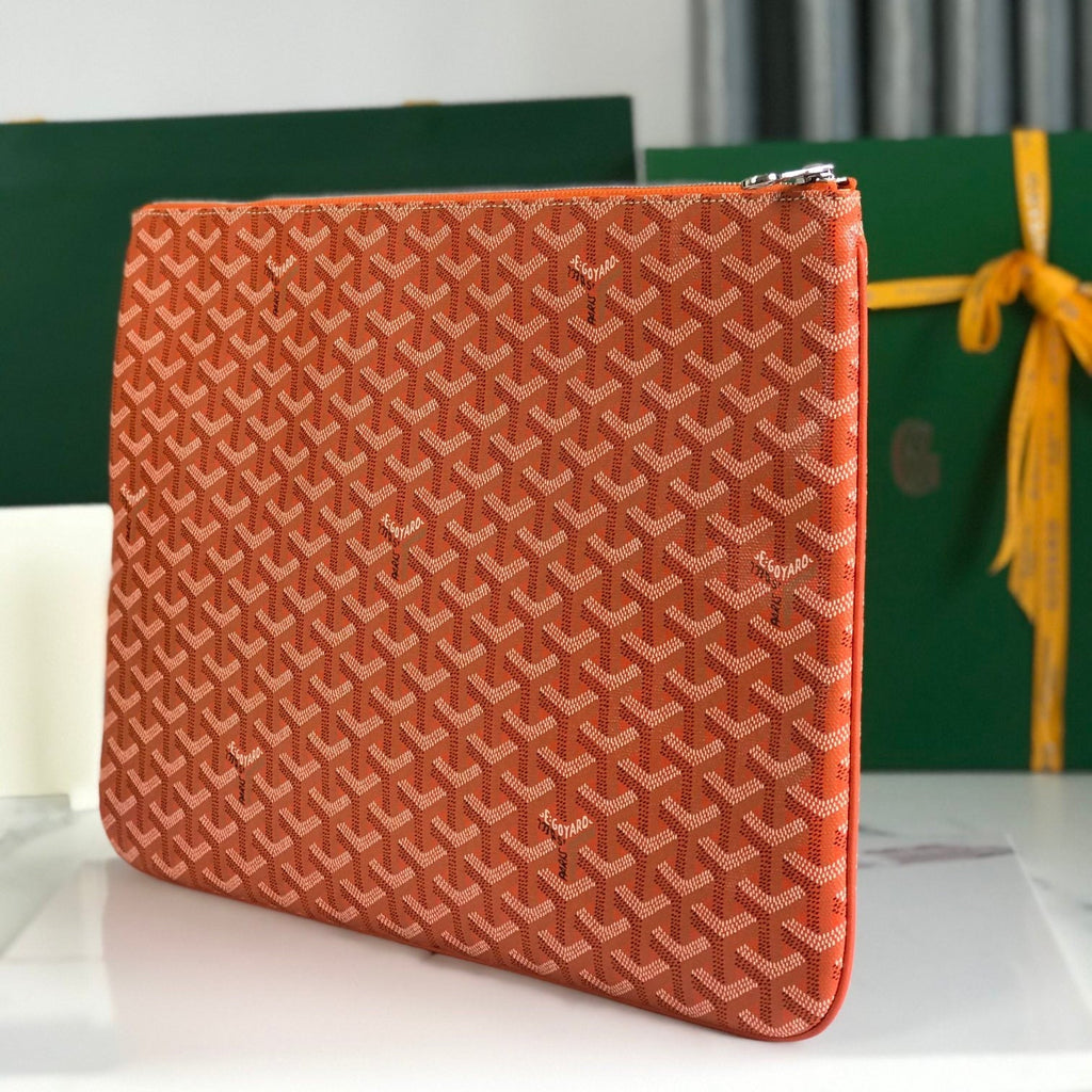 GOYARD SÉNAT MGM POUCH 40 IN RED ORANGE GOYARDINE CANVAS
