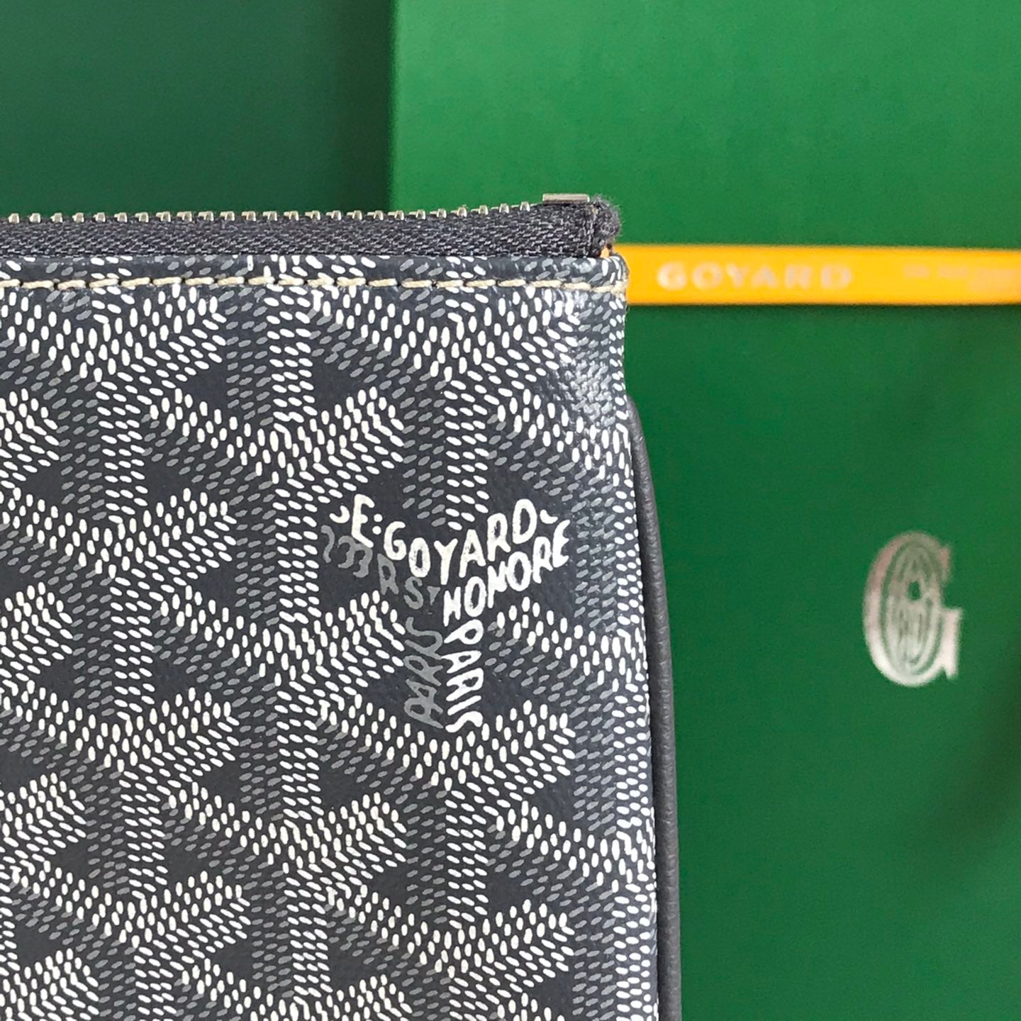 GOYARD SÉNAT MGM POUCH 40 IN GREY GOYARDINE CANVAS