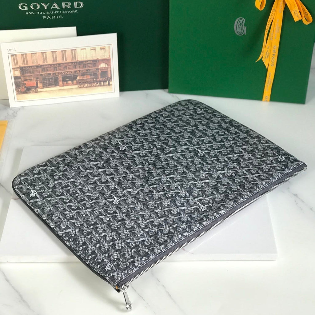 GOYARD SÉNAT MGM POUCH 40 IN GREY GOYARDINE CANVAS
