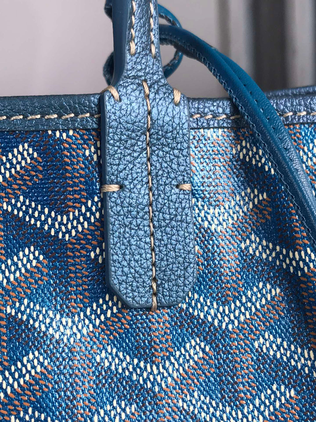GOYARD SAINT LOUIS PM 34 IN NAVY BLUE GOYARDINE CANVAS AND CALFSKIN