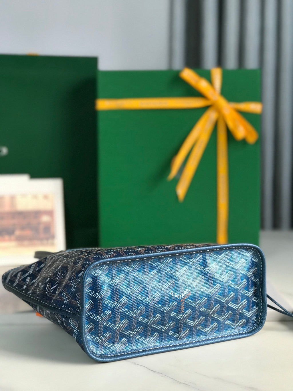 GOYARD ANJOU MINI BAG 20 IN NAVY BLUE  CALFSKIN AND GOYARDINE CANVAS