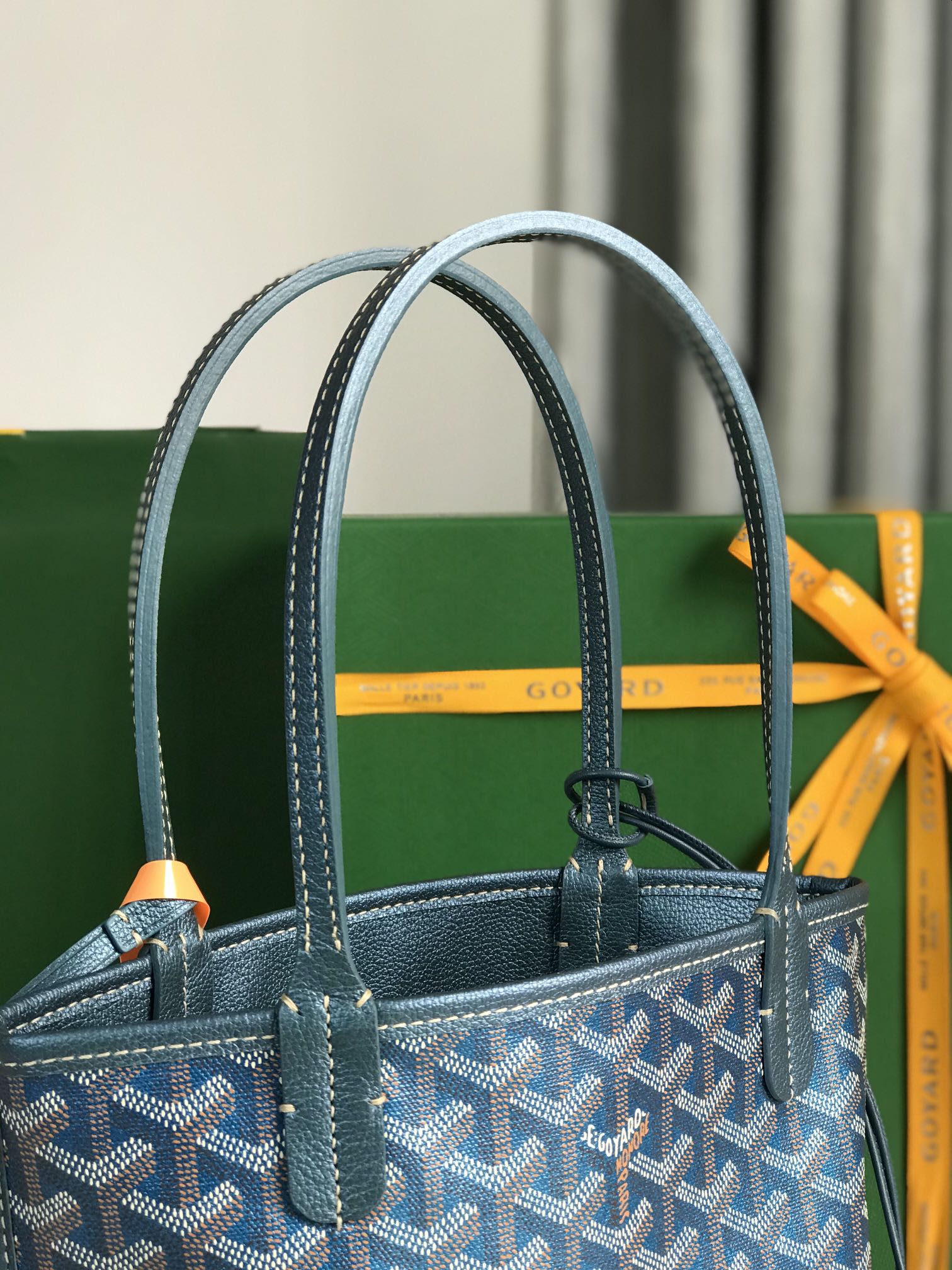 GOYARD ANJOU MINI BAG 20 IN NAVY BLUE  CALFSKIN AND GOYARDINE CANVAS