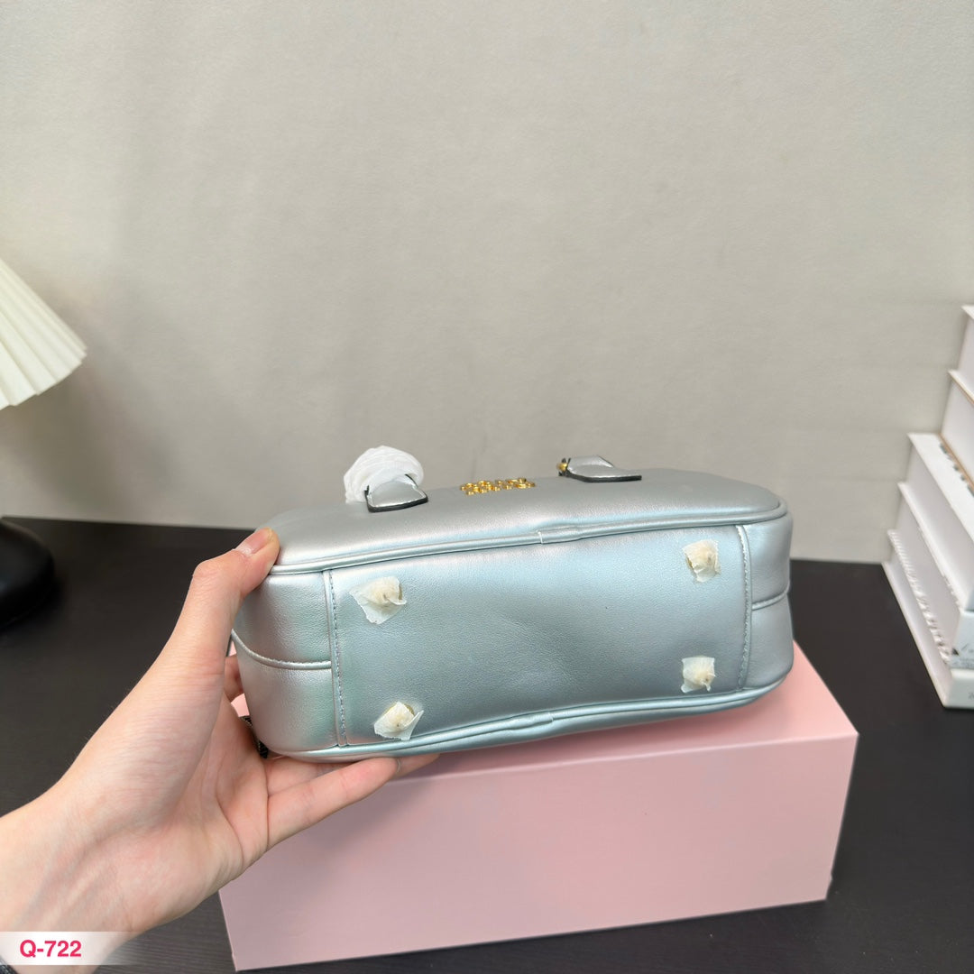 FENDI ARCADIE 22 BAG IN SILVER CALFSKIN