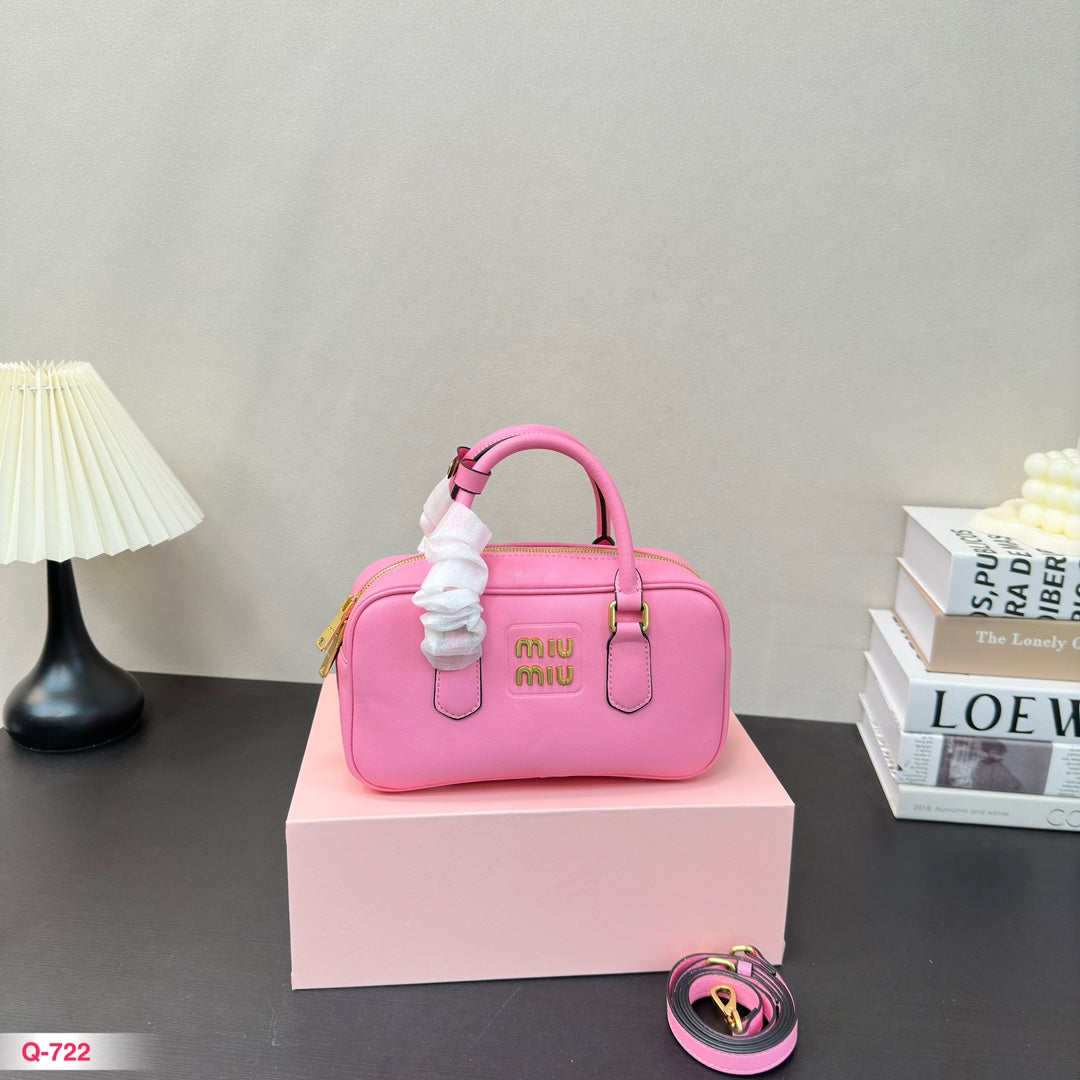 MIU MIU ARCADIE 22 BAG IN LIGHT PINK CALFSKIN