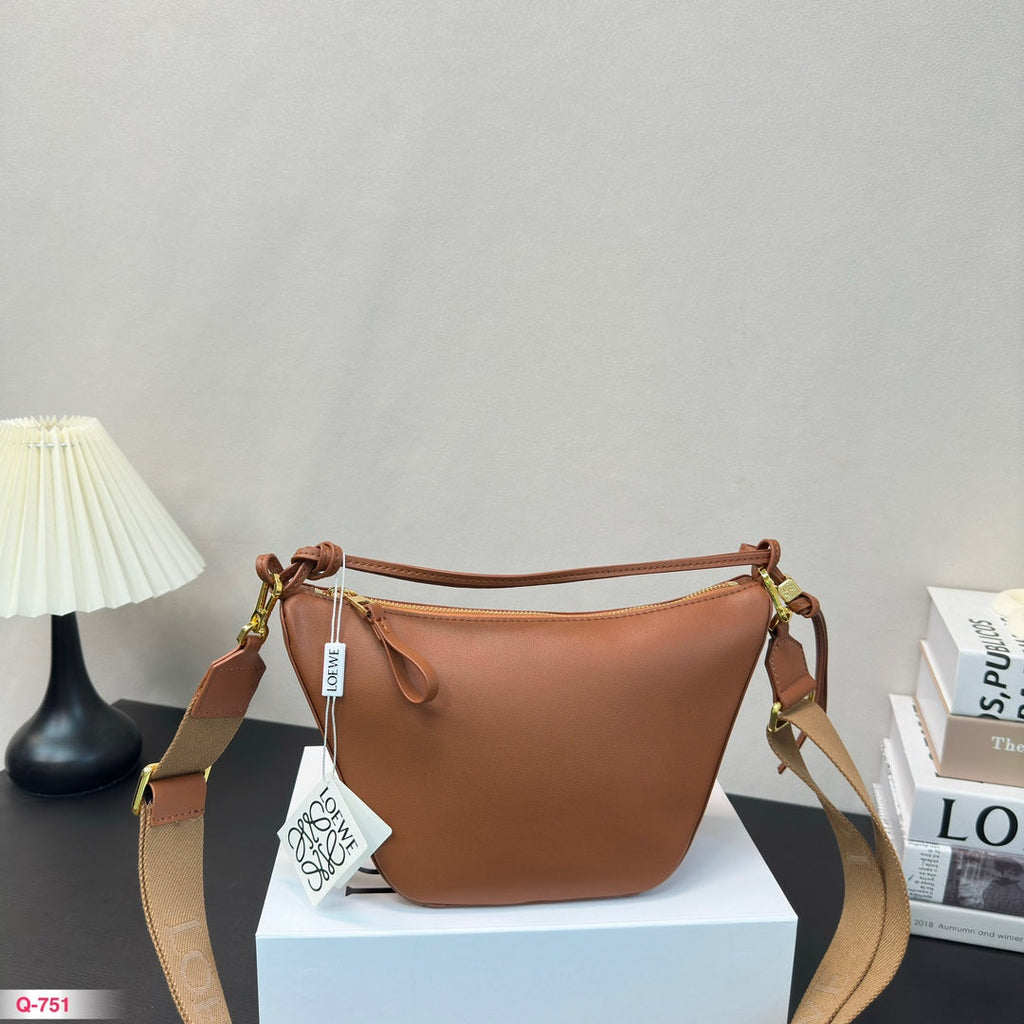 LOEWE LOE MINI 27 HAMMOCK HOBO BAG IN TAN CLASSIC CALFSKIN