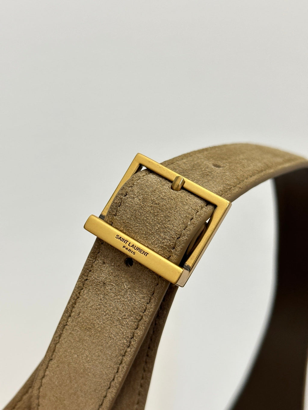 SAINT LAURENT LE 5 À 7  SUPPLE SMALL 22 IN PEANUT BROWN SUEDE
