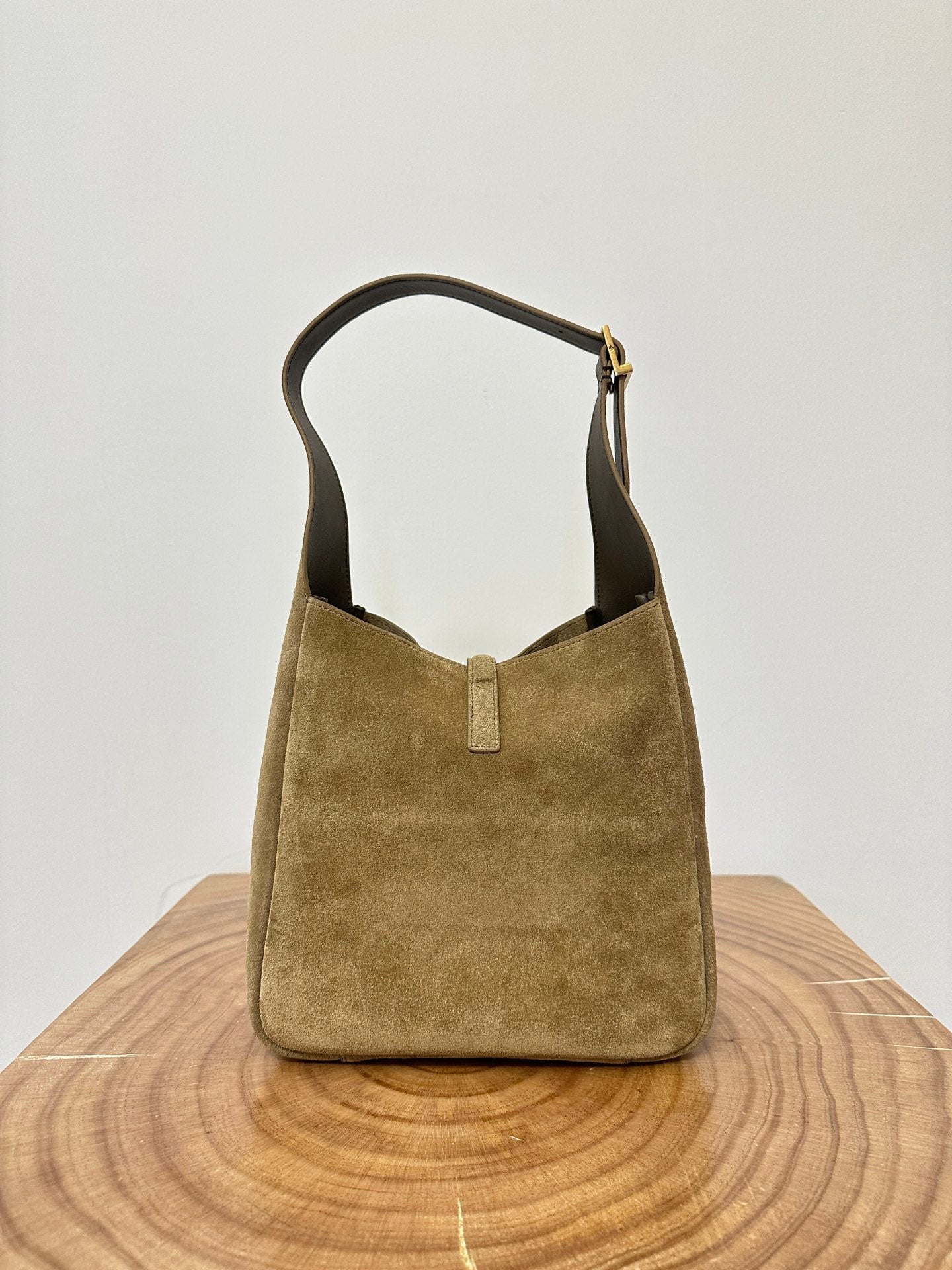 SAINT LAURENT LE 5 À 7  SUPPLE SMALL 22 IN PEANUT BROWN SUEDE