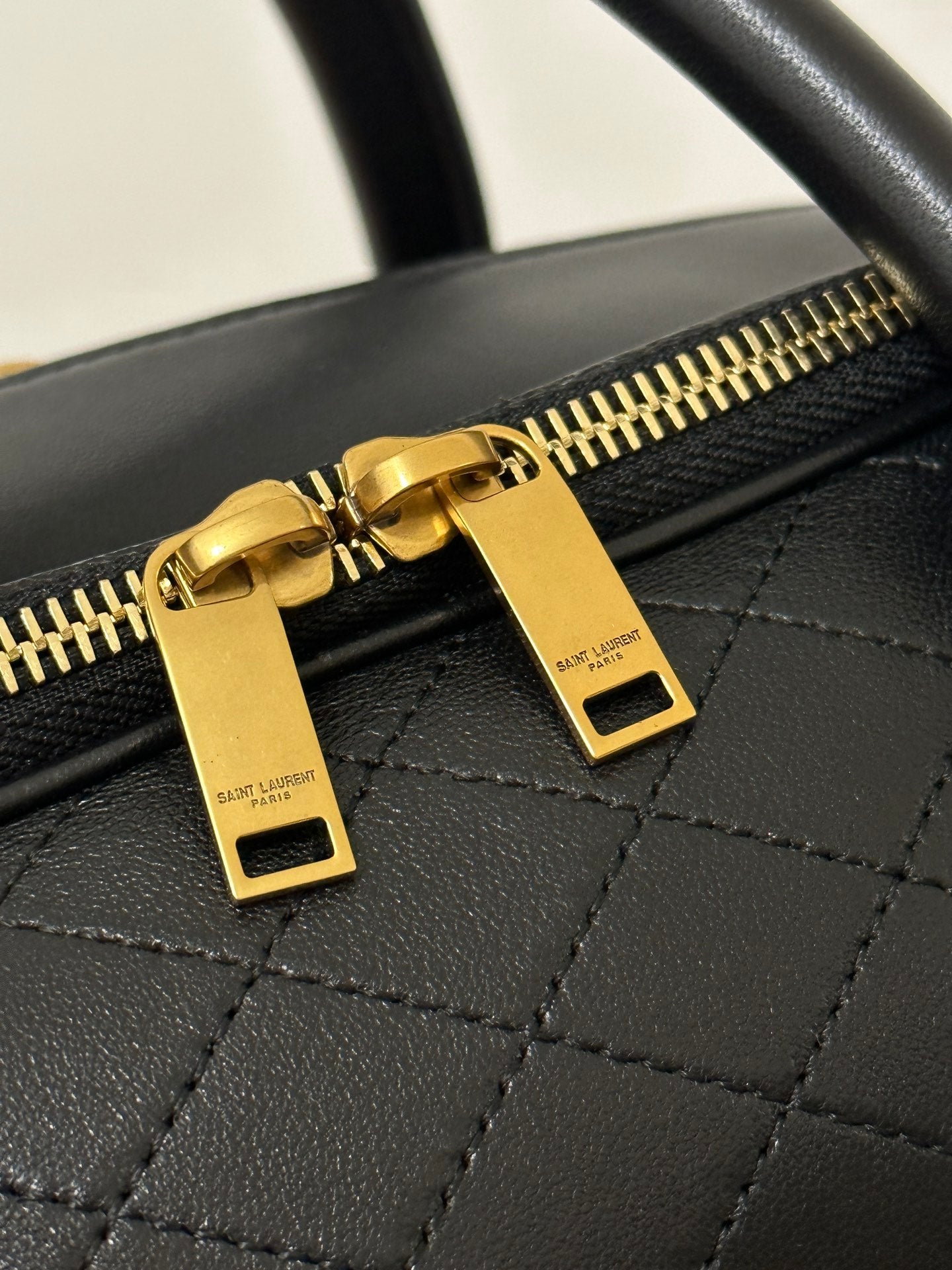 SAINT LAURENT LIYA 31 BLACK CALFSKIN VINTAGE TRAVEL BAG