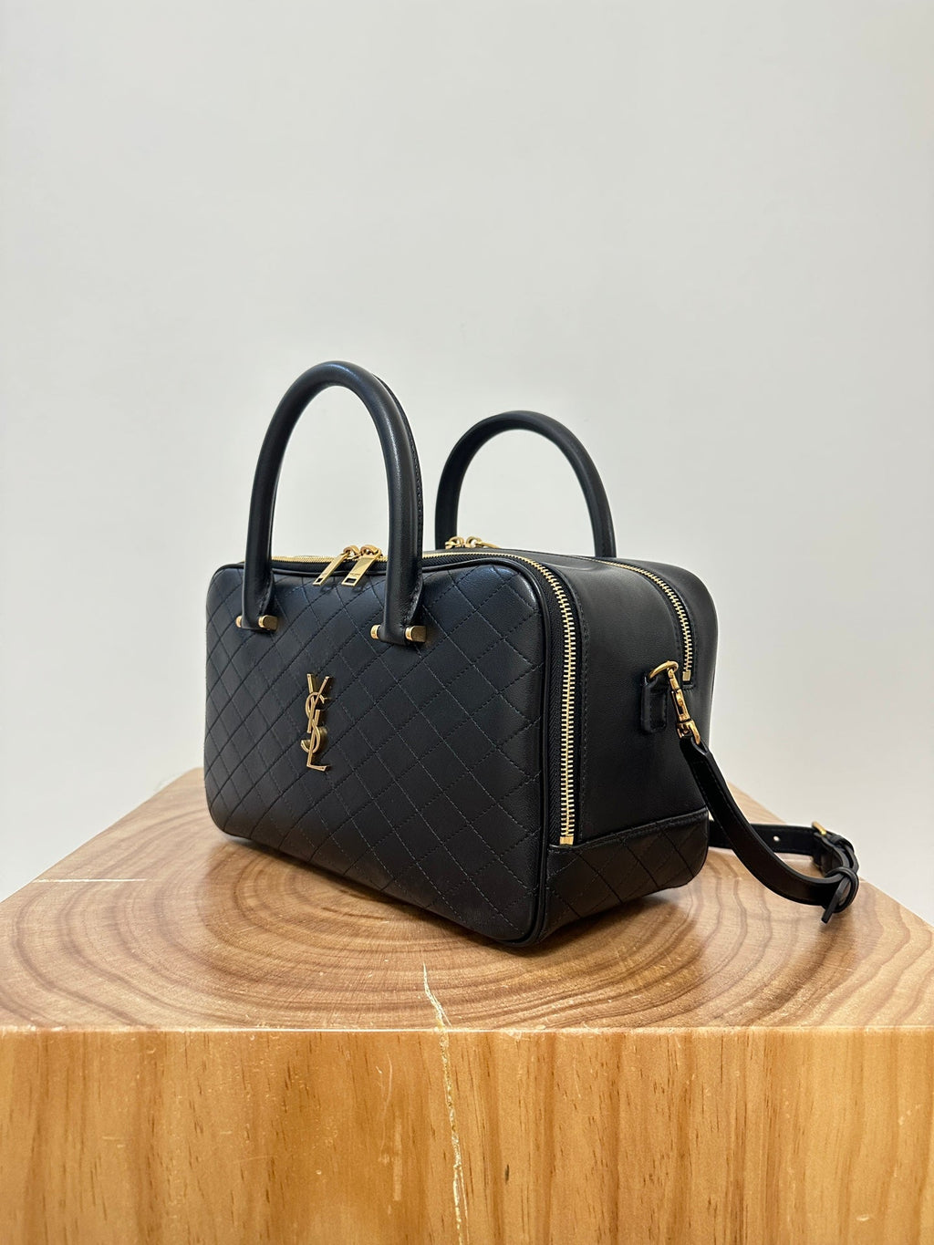 SAINT LAURENT LIYA 31 BLACK CALFSKIN VINTAGE TRAVEL BAG