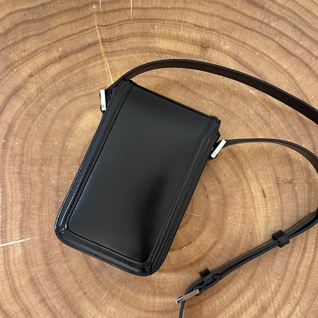 SAINT LAURENT SOLFERINO 18 BLACK CALFSKIN PHONE BAG