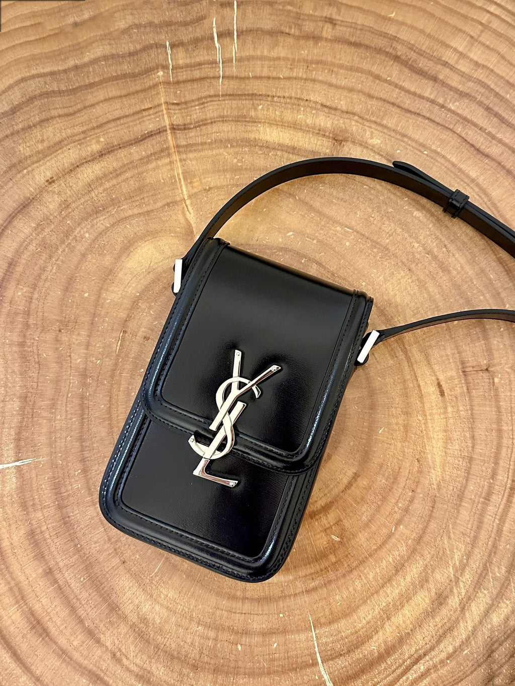 SAINT LAURENT SOLFERINO 18 BLACK CALFSKIN PHONE BAG