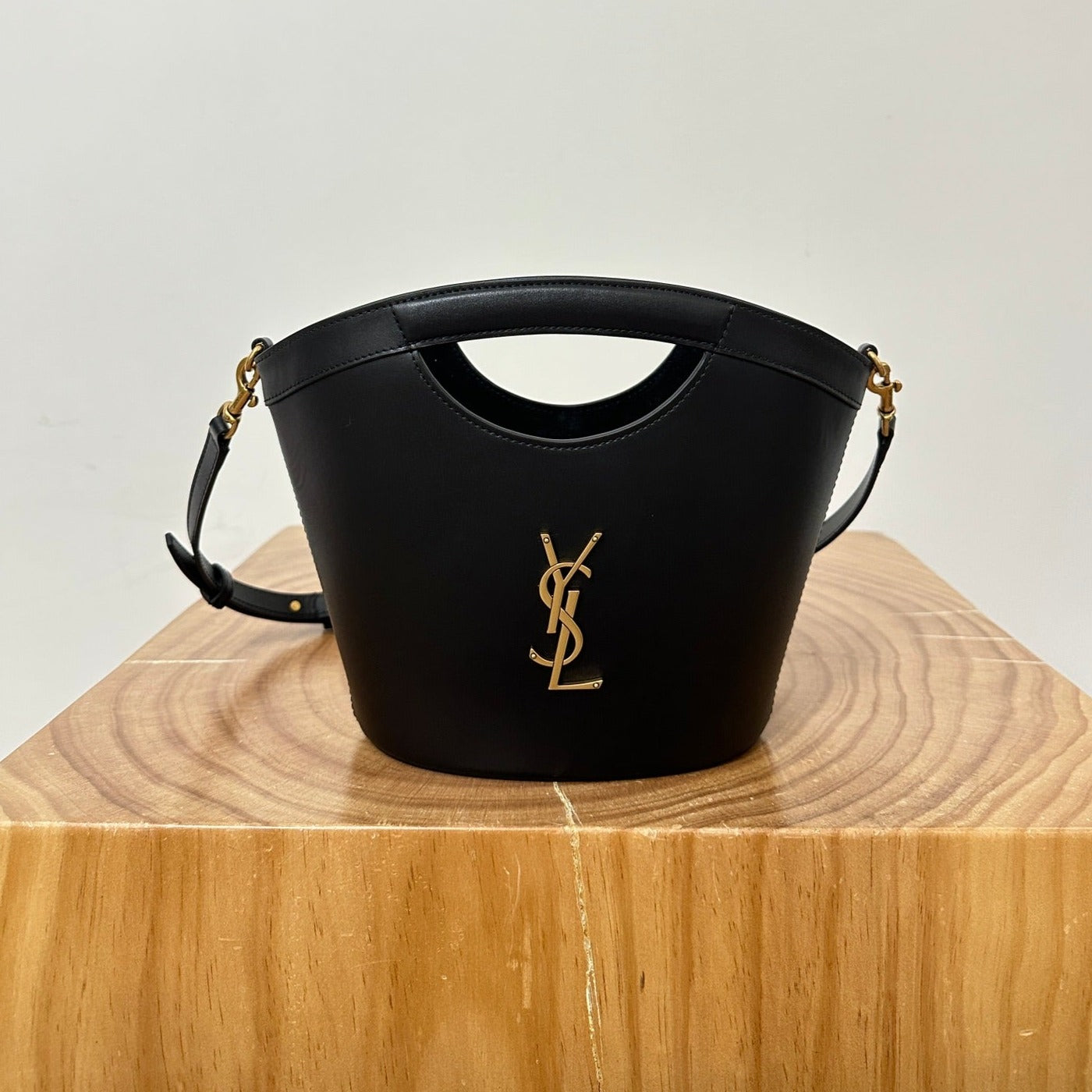 SAINT LAURENT MINI 29 BLACK SOLF CALFSKIN BASKET BAG