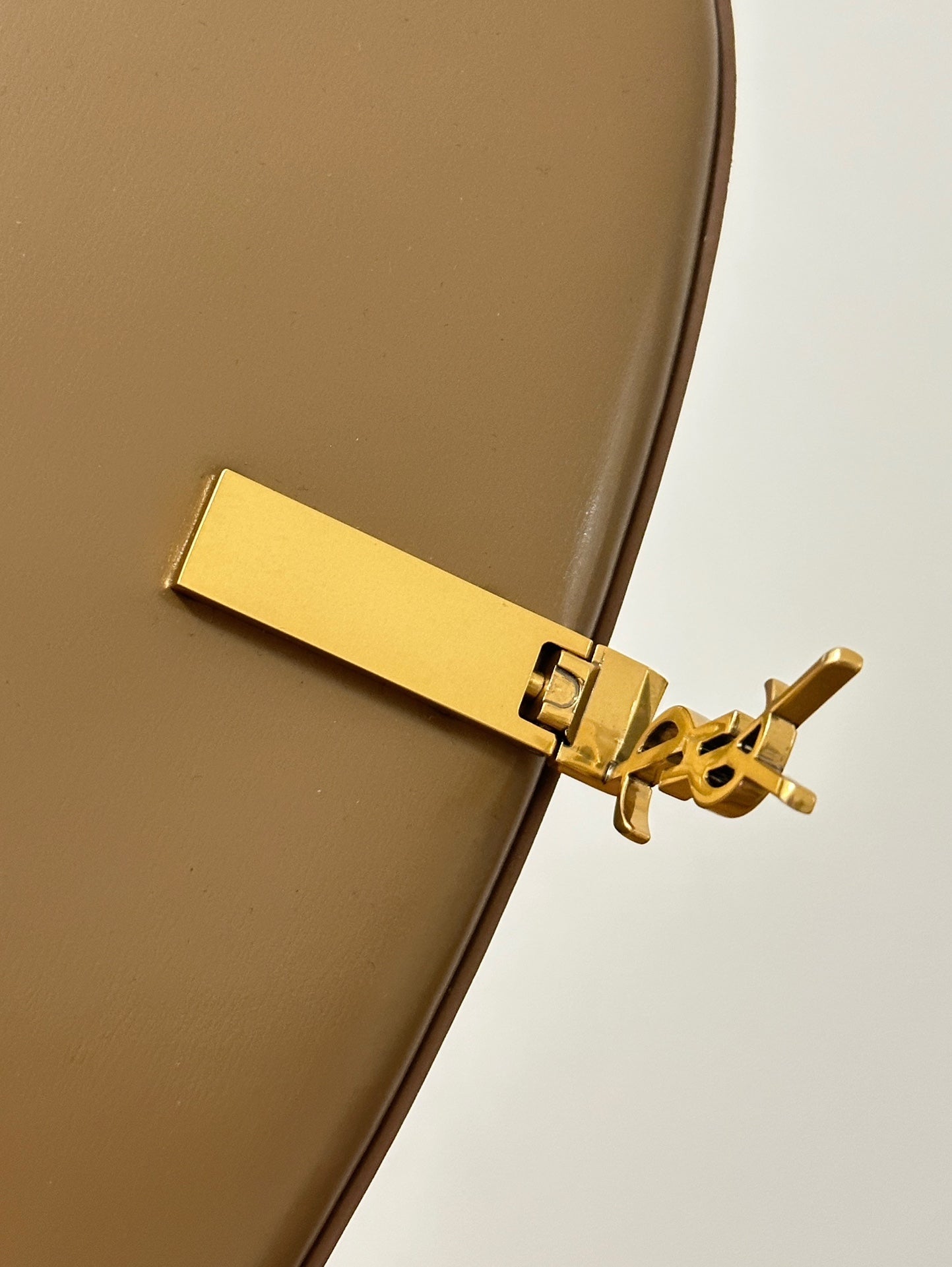 SAINT LAURENT VOLTAIRE 17 CARAMEL BROWN CALFSKIN BAG