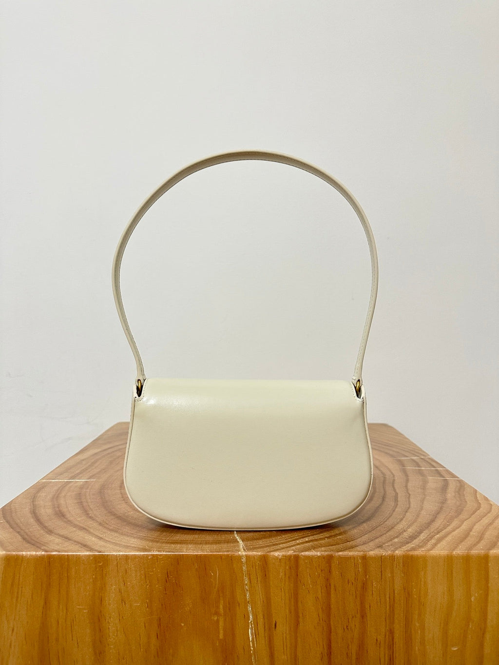 SAINT LAURENT VOLTAIRE 17 WHITE CALFSKIN BAG
