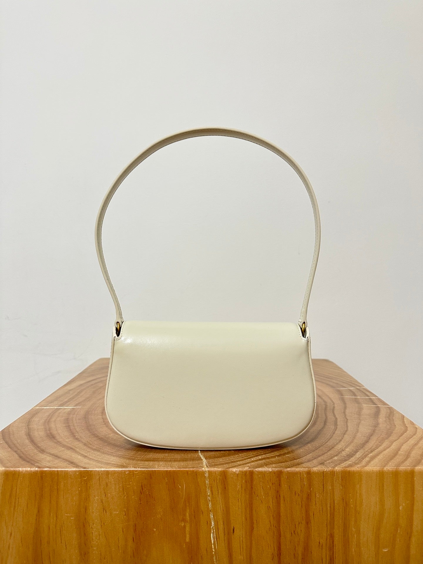 SAINT LAURENT VOLTAIRE 17 WHITE CALFSKIN BAG