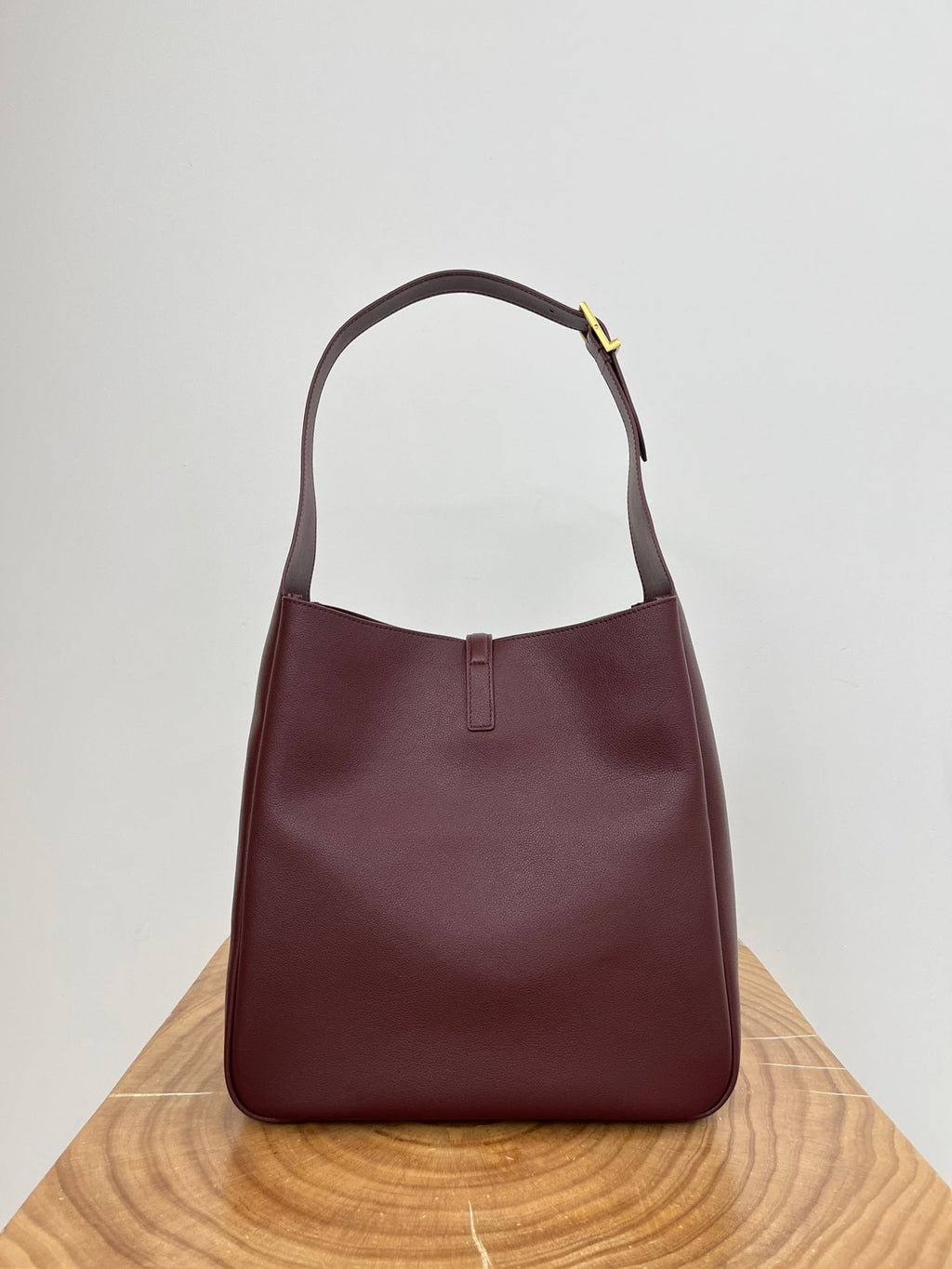 SAINT LAURENT LE 5 À 7 LARGE SUPPLE 31 IN WINE RED GRAINED CALFSKIN