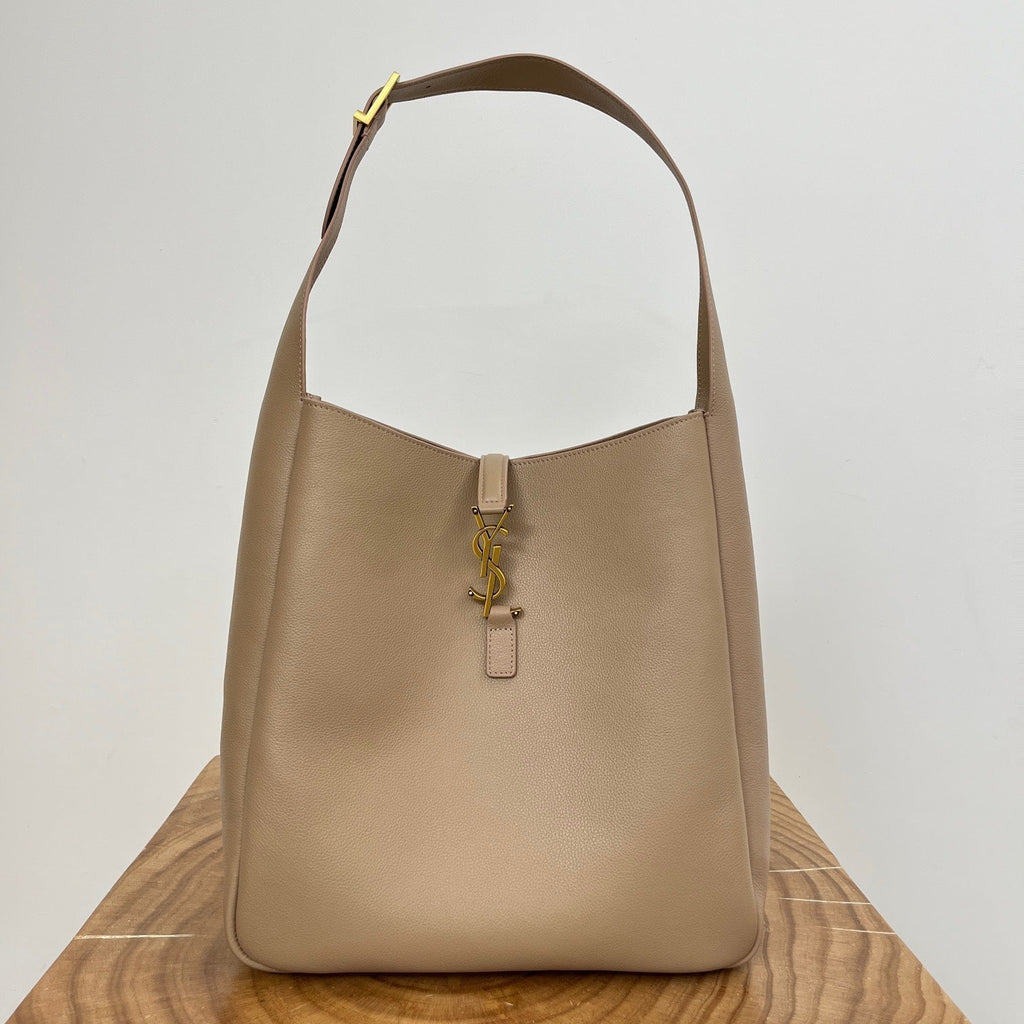 SAINT LAURENT LE 5 À 7 LARGE SUPPLE 31 IN LIGHT BROWN GRAINED CALFSKIN