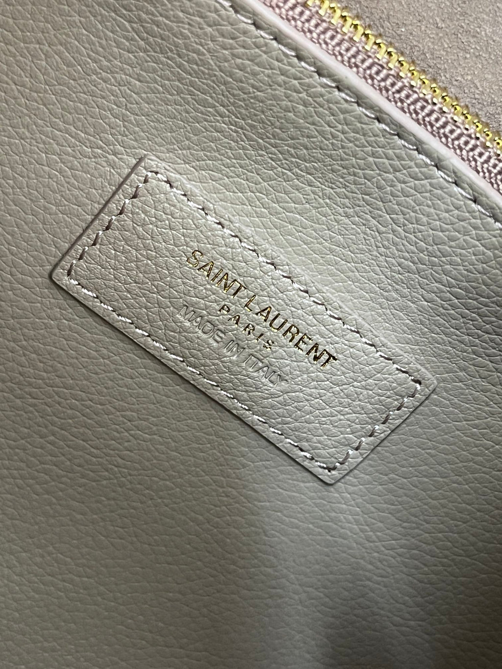 SAINT LAURENT LE 5 À 7 LARGE SUPPLE 31 IN LIGHT BROWN GRAINED CALFSKIN