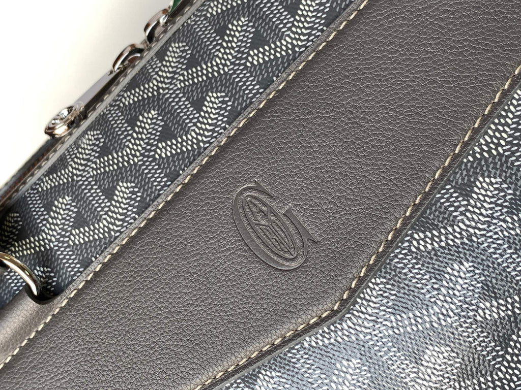 GOYARD CISALPIN DOCUMENT CASE 39 IN GRAY GOYARDINE CANVAS AND CALFSKIN