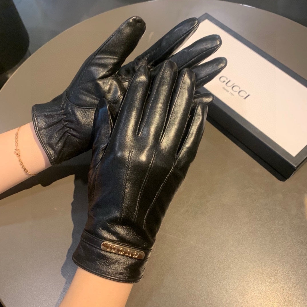 GUCCI TOUCHSCREEN LAMBSKIN GLOVES BLACK 456312