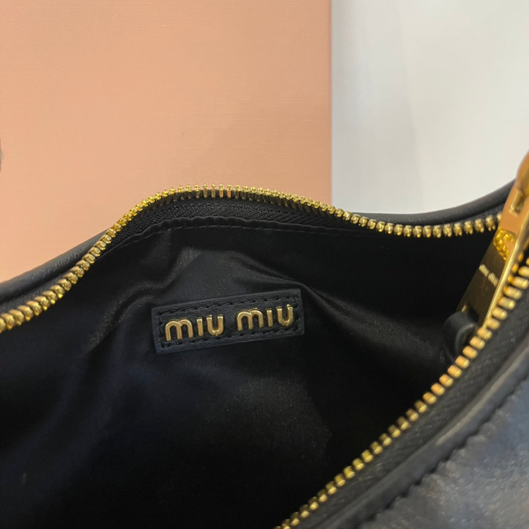 MIU MIU HOBO 20 BAG IN BLACK CALFSKIN