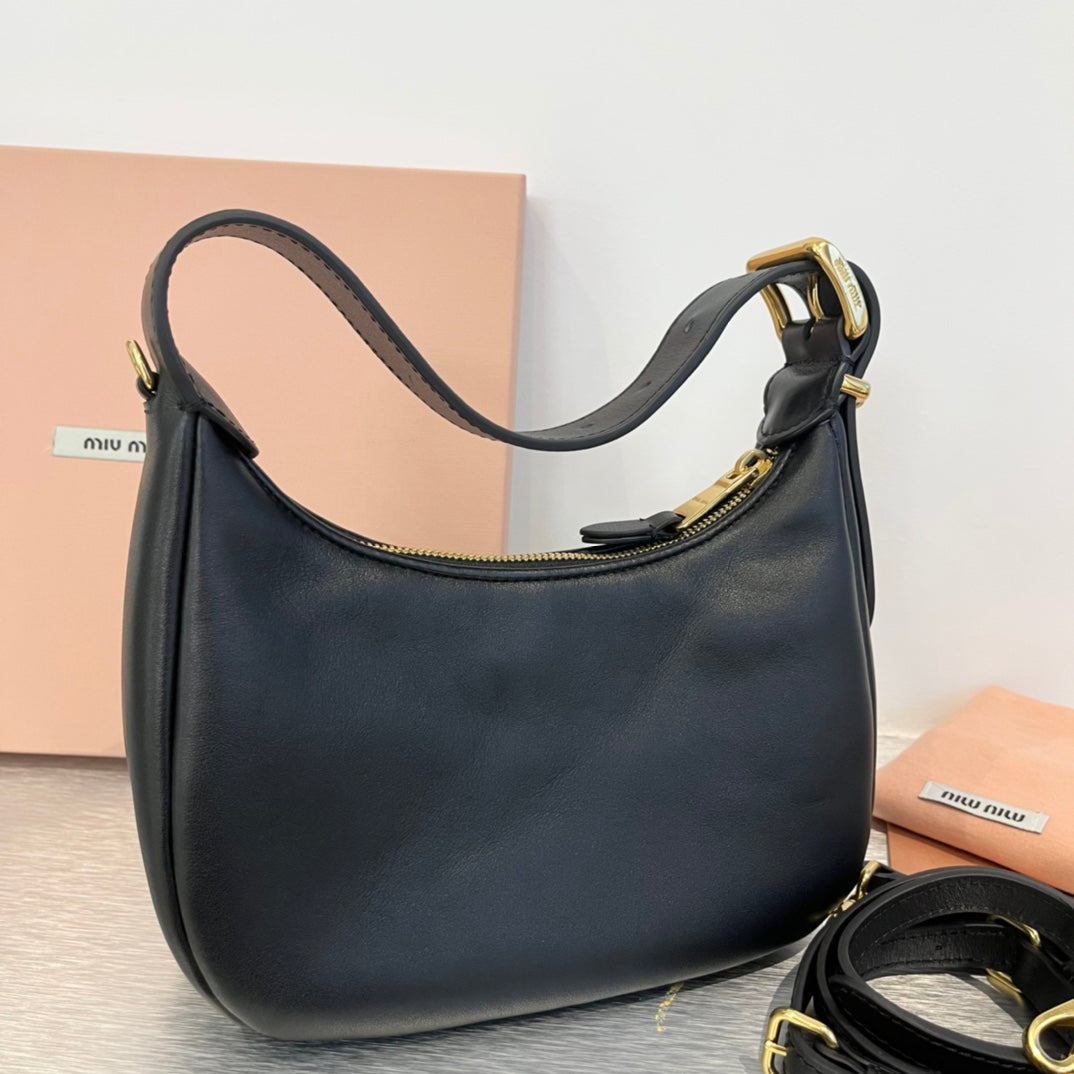 MIU MIU HOBO 20 BAG IN BLACK CALFSKIN