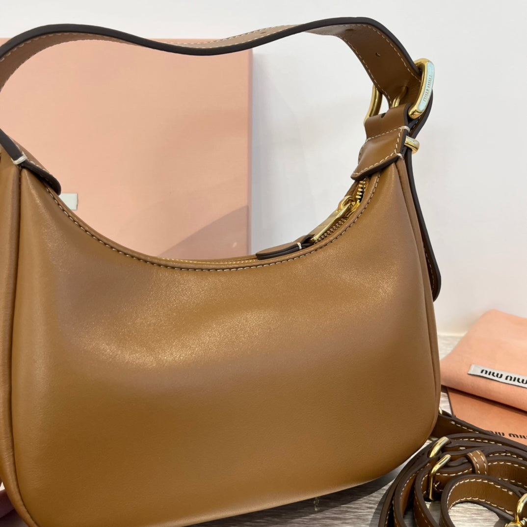 MIU MIU HOBO 20 BAG IN CARAMEL BROWN CALFSKIN