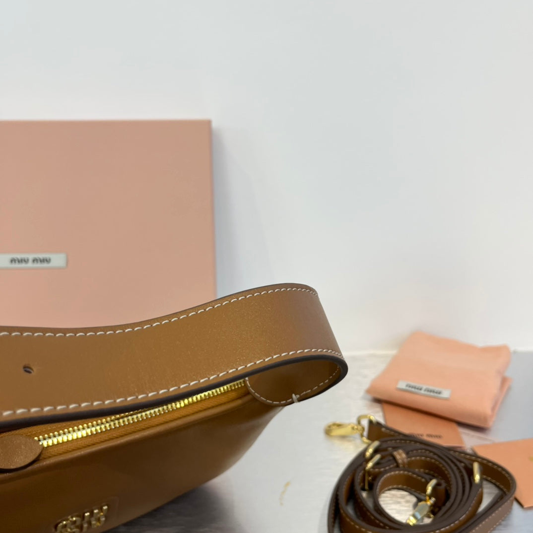 MIU MIU HOBO 20 BAG IN CARAMEL BROWN CALFSKIN