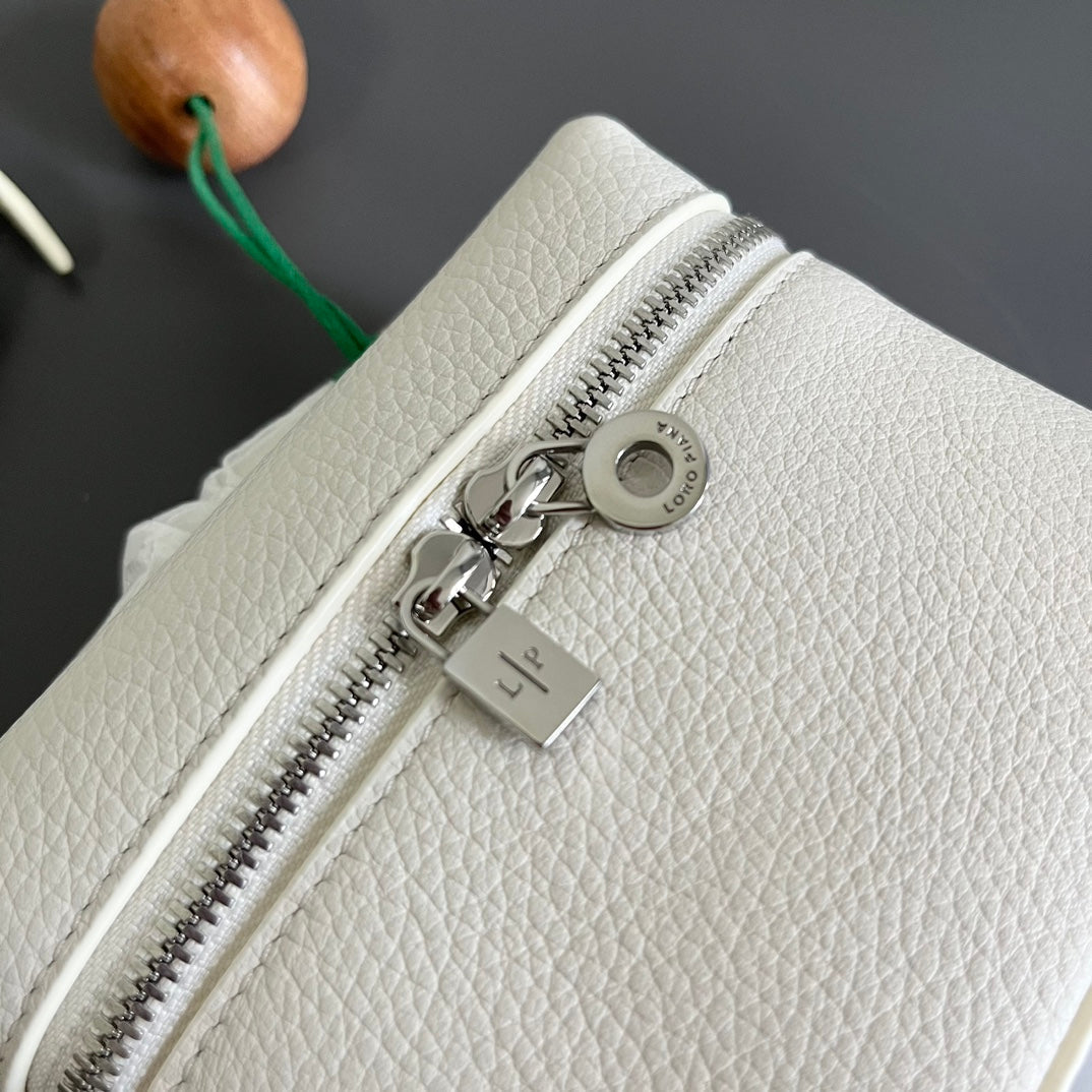 LORO PIANA EXTRA POCKET L12 IN WHITE CALFSKIN WITH SILVER HARDWARE