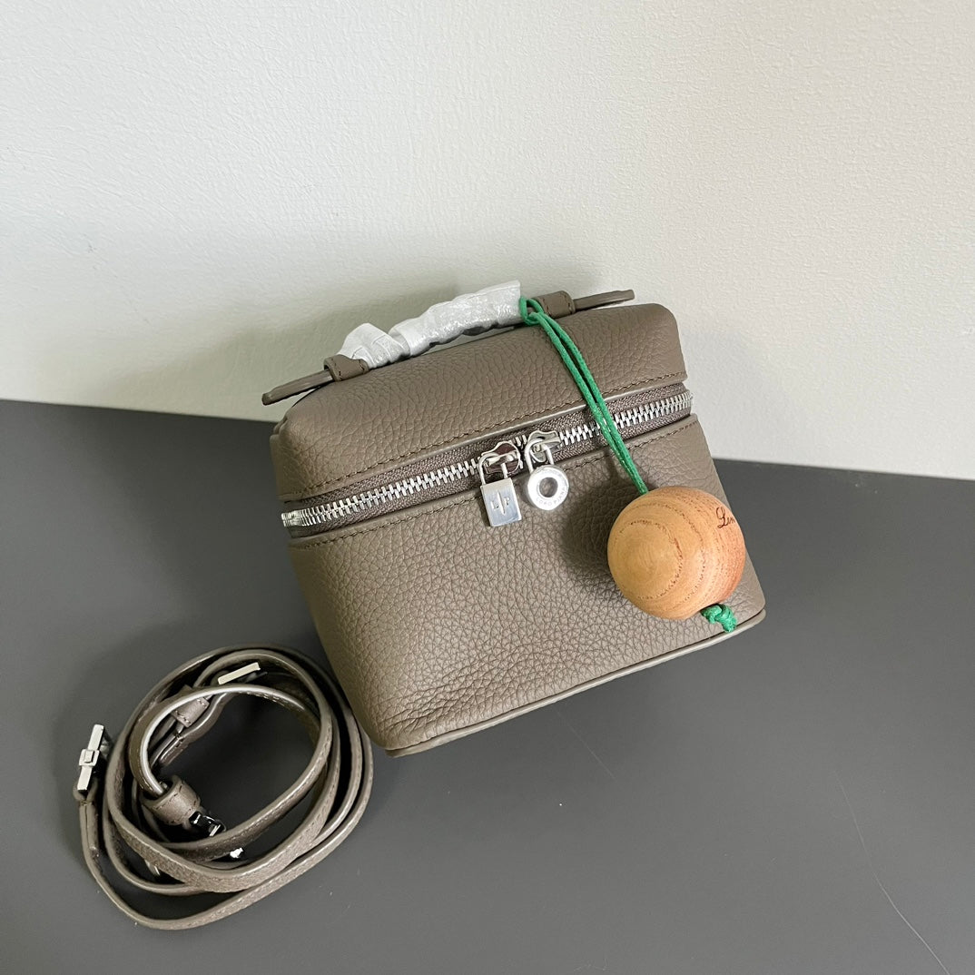 LORO PIANA EXTRA POCKET L12 IN COFFEE BROWN CALFSKIN WITH SILVER HARDWARE