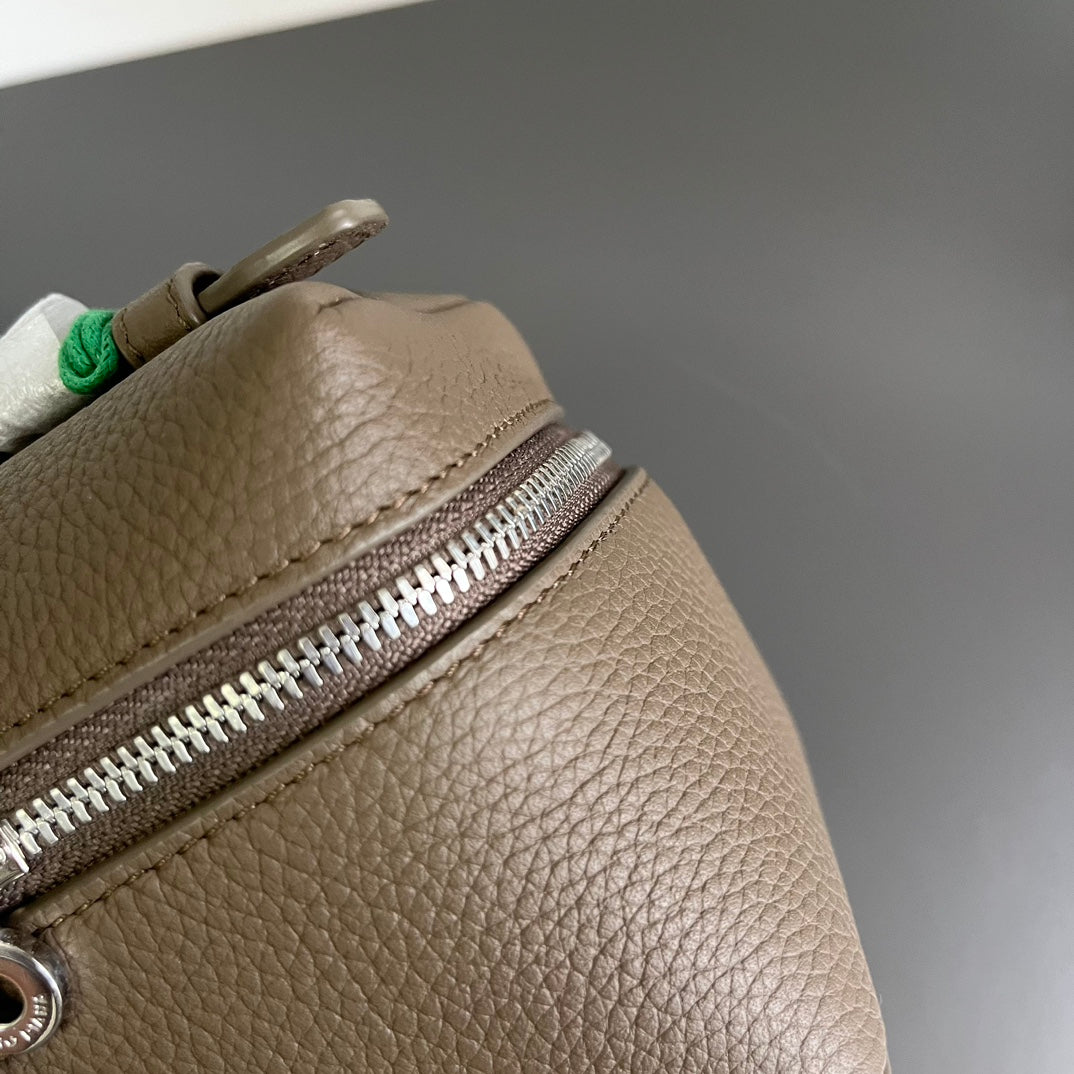 LORO PIANA EXTRA POCKET L12 IN COFFEE BROWN CALFSKIN WITH SILVER HARDWARE