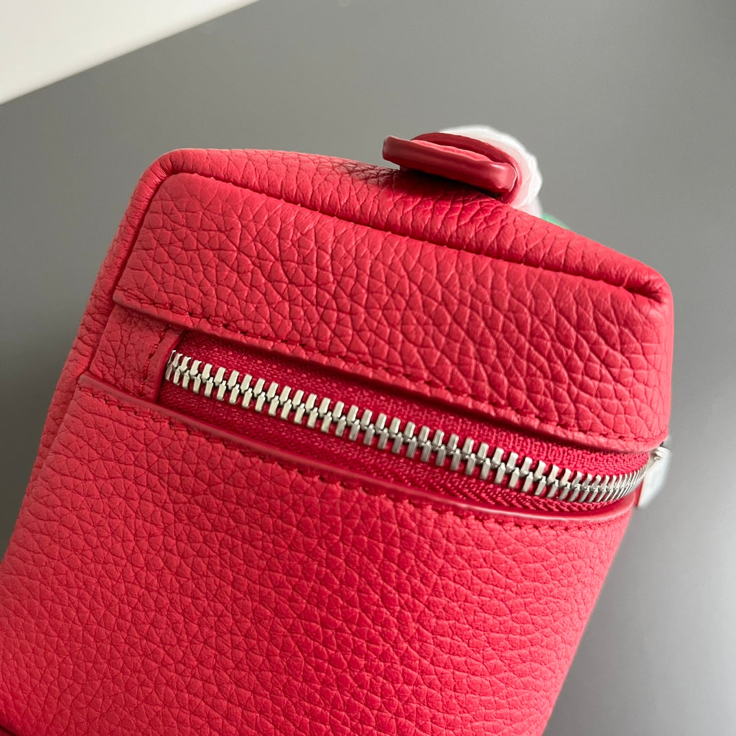 LORO PIANA EXTRA POCKET L12 IN CRIMSON RED CALFSKIN WITH SILVER HARDWARE