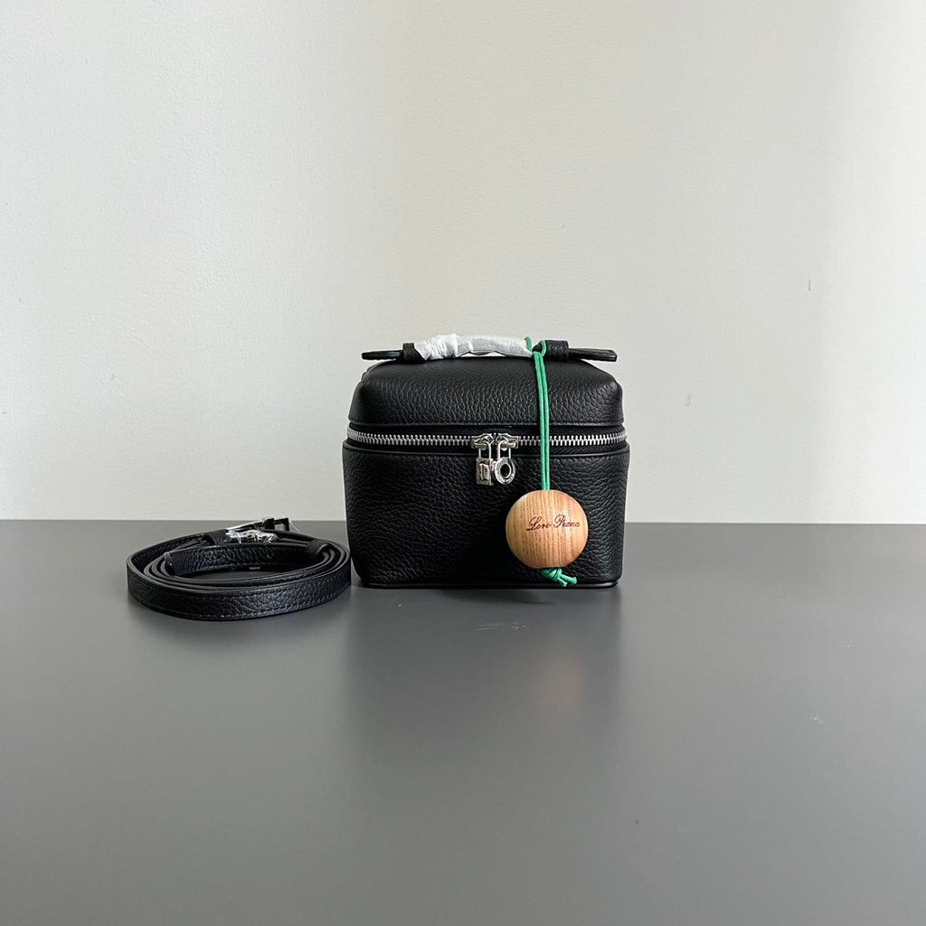 LORO PIANA EXTRA POCKET L12 IN BLACK CALFSKIN WITH SILVER HARDWARE