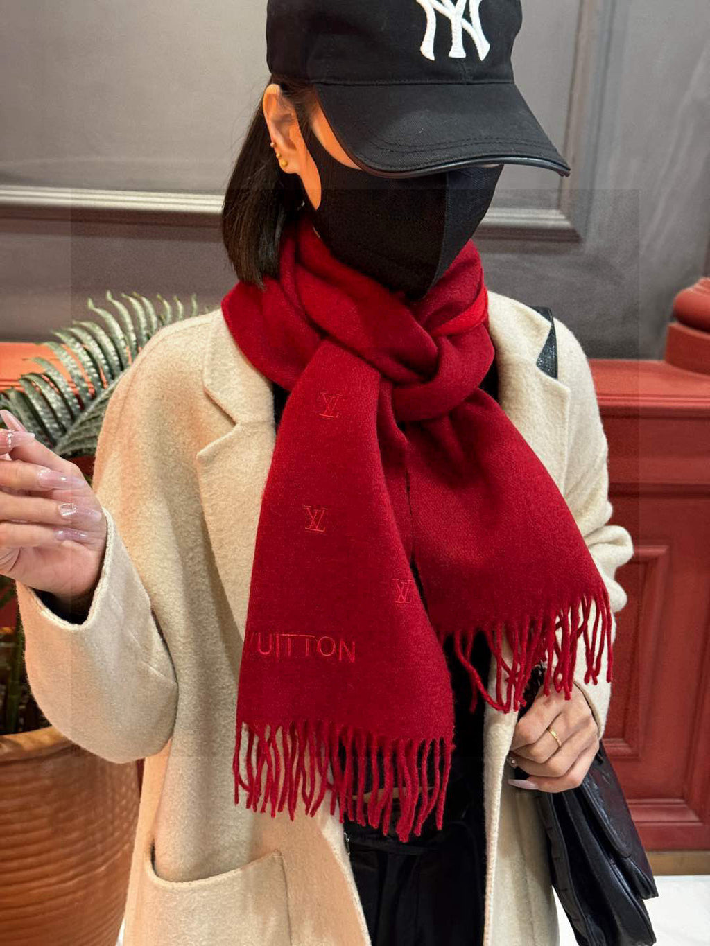LOUIS VUITTON LV SCARF 180 CM IN CASHMERE 730574